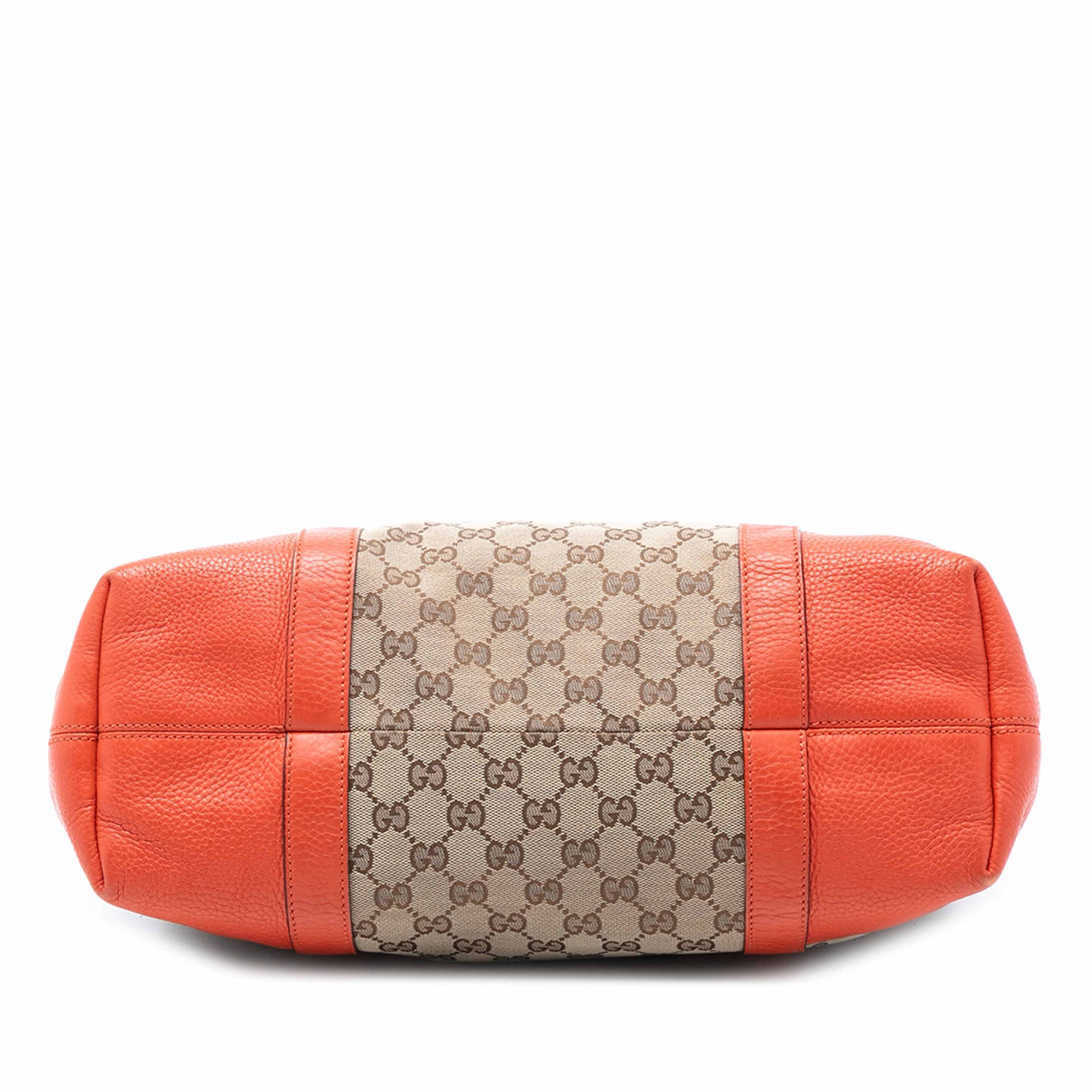 Gucci Gg Canvas Miss Gg Tote, från Luxclusif, i färgen beige. Klicka för att öppna bilden i stort format