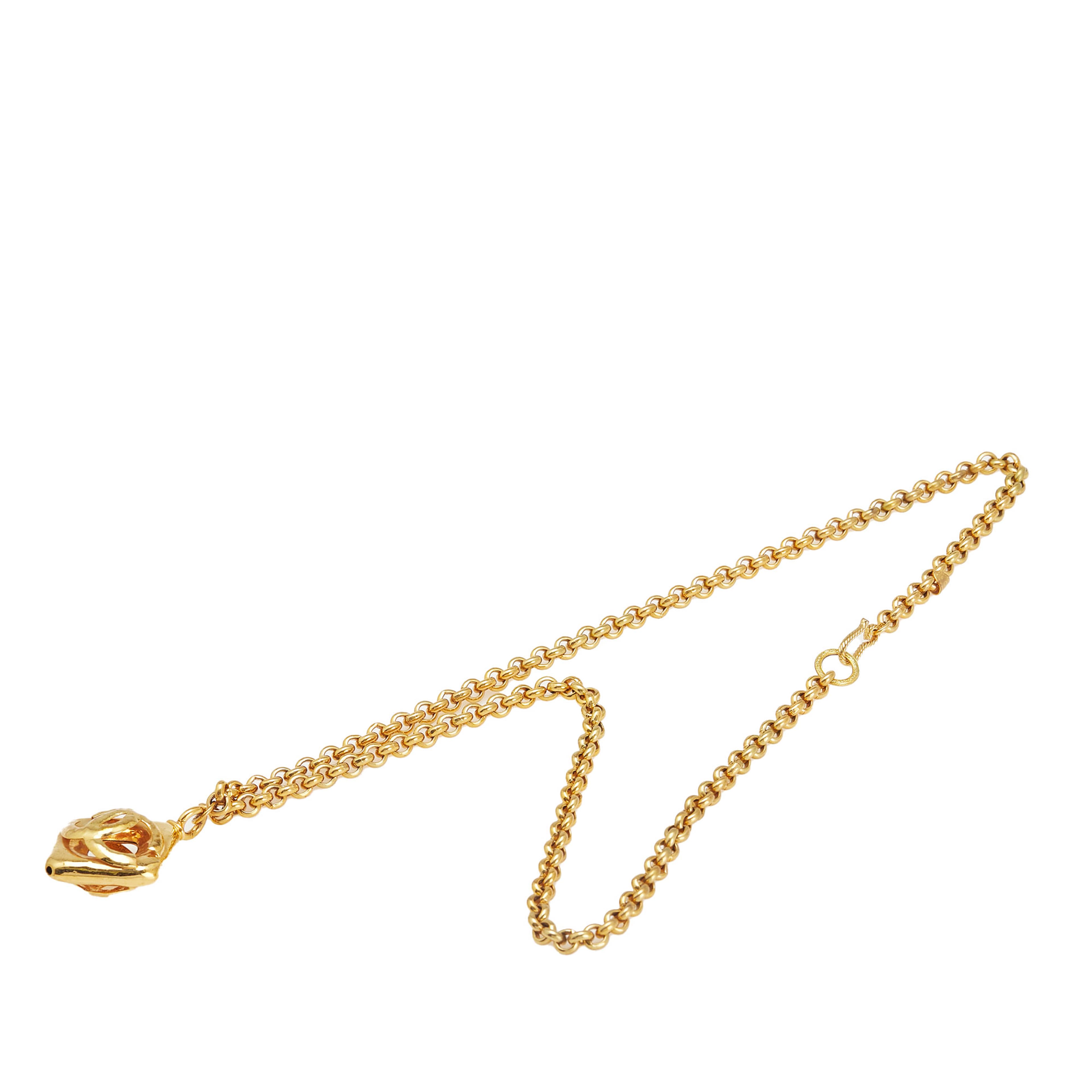 Chanel Cc Gold Plated Diamond Cut Pendant Necklace, från Luxclusif, i färgen guld. Klicka för att öppna bilden i stort format