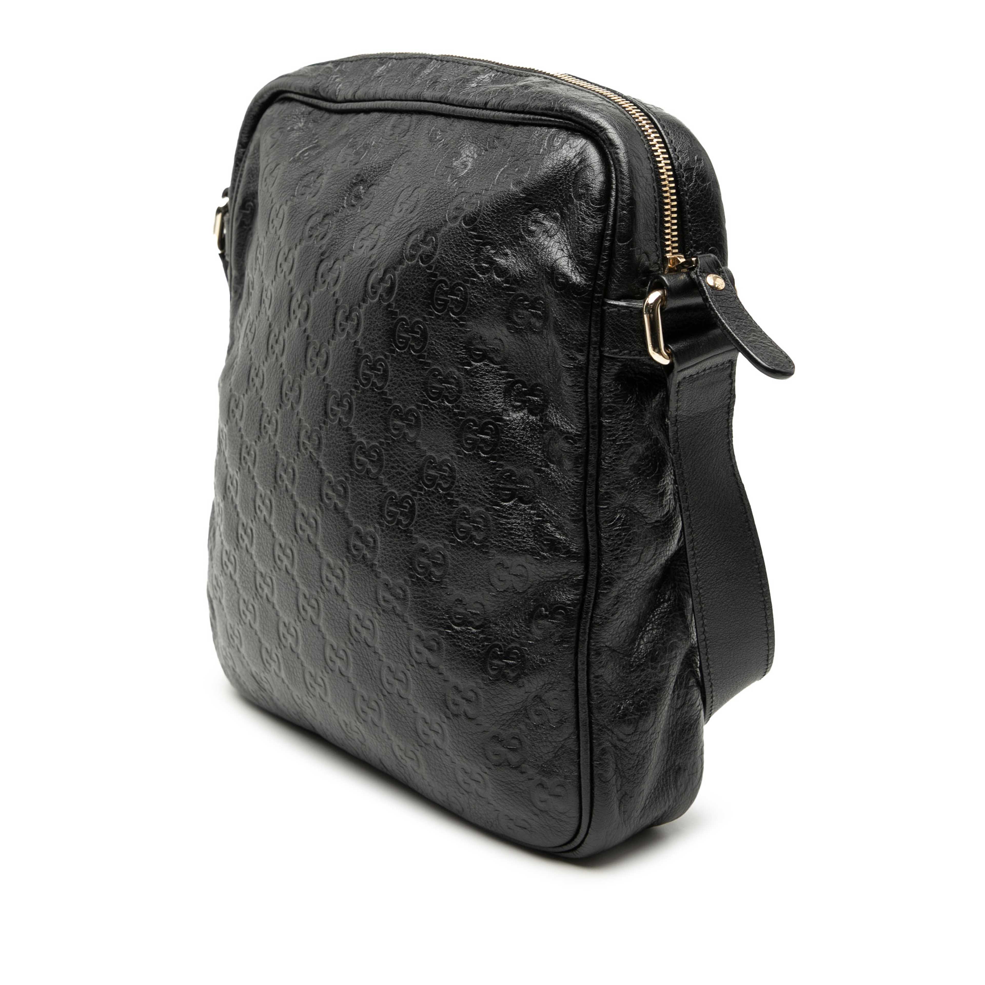 Gucci Guccissima Crossbody, från Luxclusif, i färgen black. Klicka för att öppna bilden i stort format