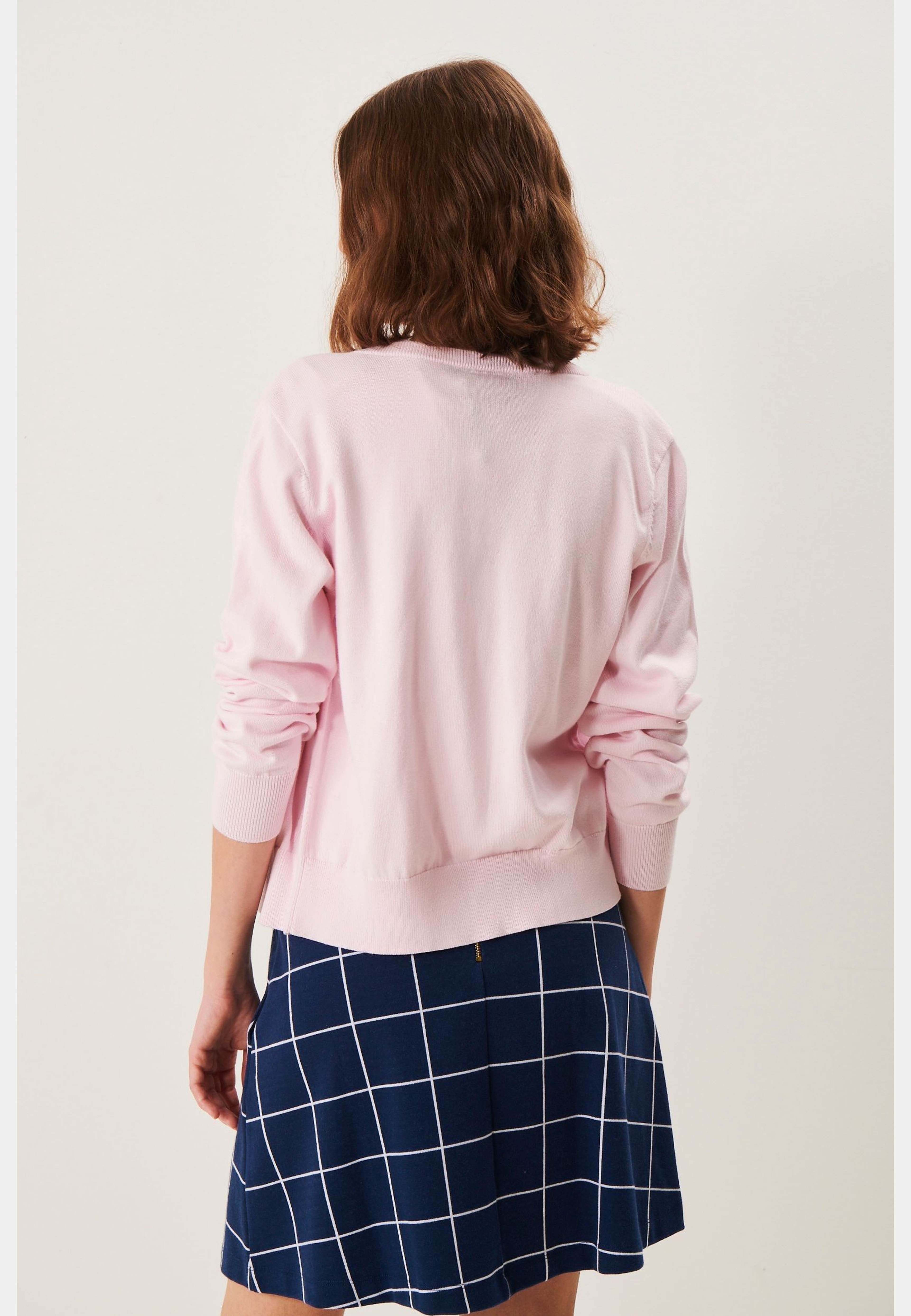 Solange Cardigan, från Jumperfabriken, i färgen light pink. Klicka för att öppna bilden i stort format