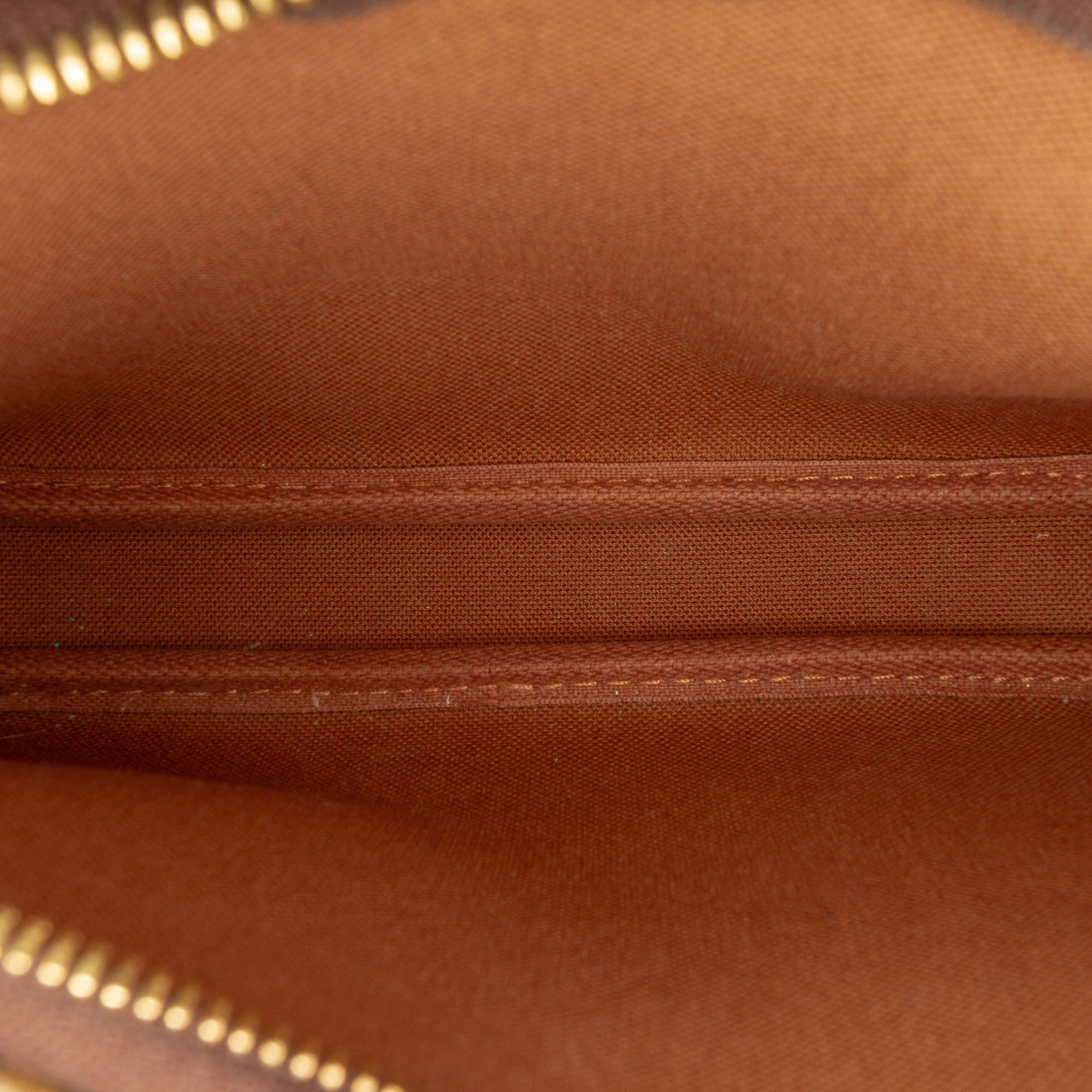 Louis Vuitton Monogram Multi Pochette Accessoires, från Luxclusif, i färgen brown. Klicka för att öppna bilden i stort format