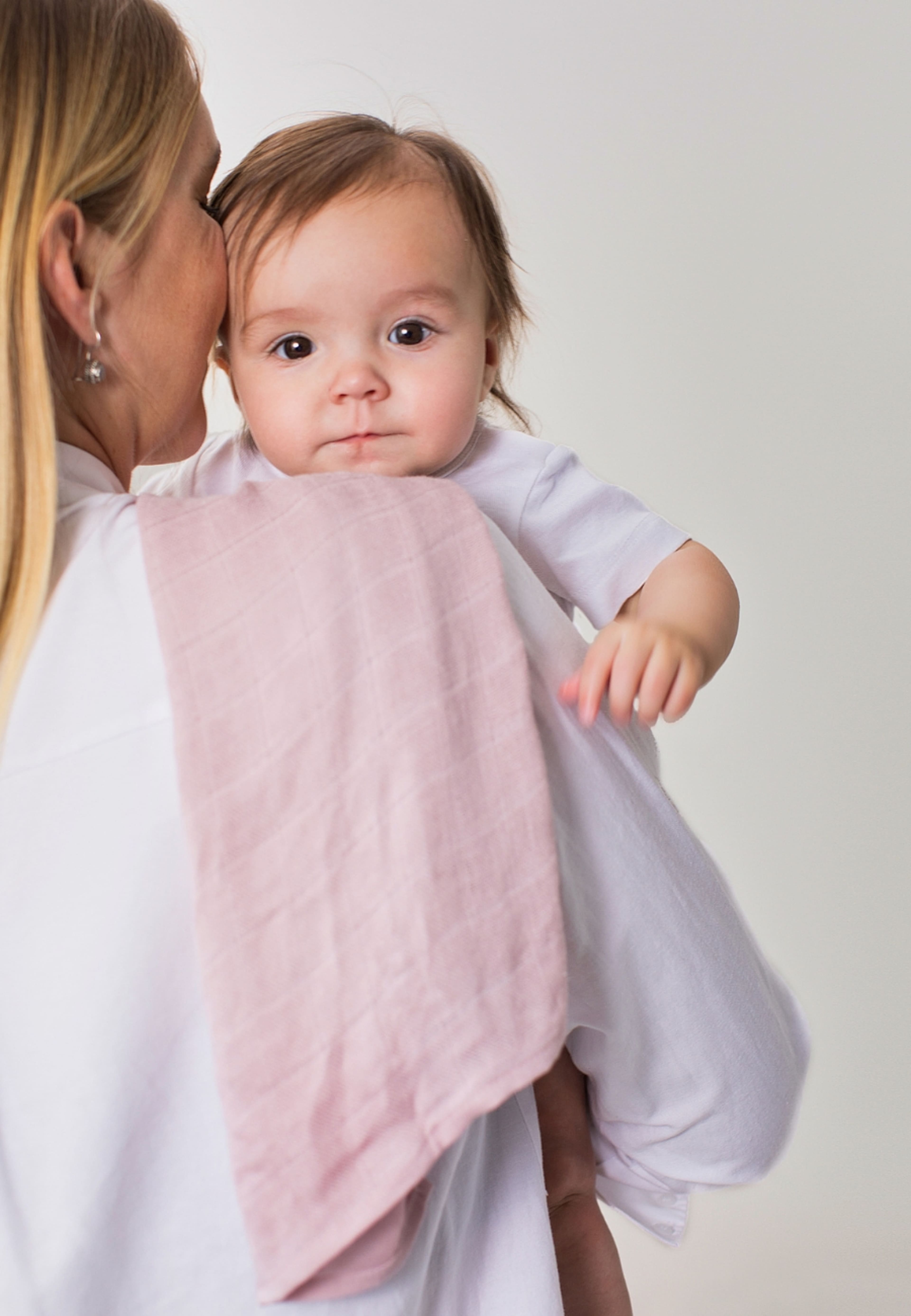 Muslin Squares Bundle, från Les Enfants, i färgen grey. Klicka för att öppna bilden i stort format