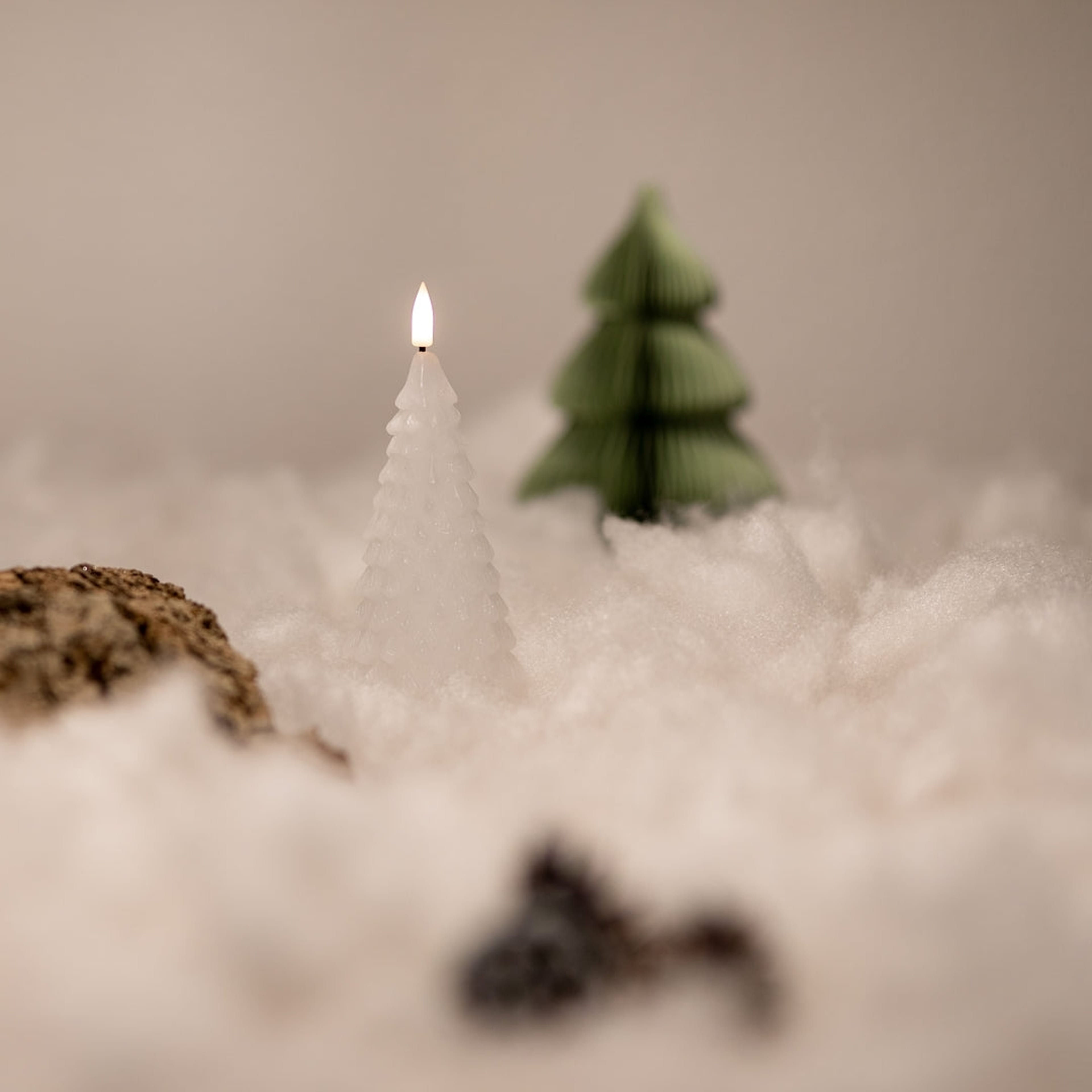 Luna Led Julgransljus Vit Ø8,5 X 17 Cm 1st, från Led Nordic, i färgen white. Klicka för att öppna bilden i stort format