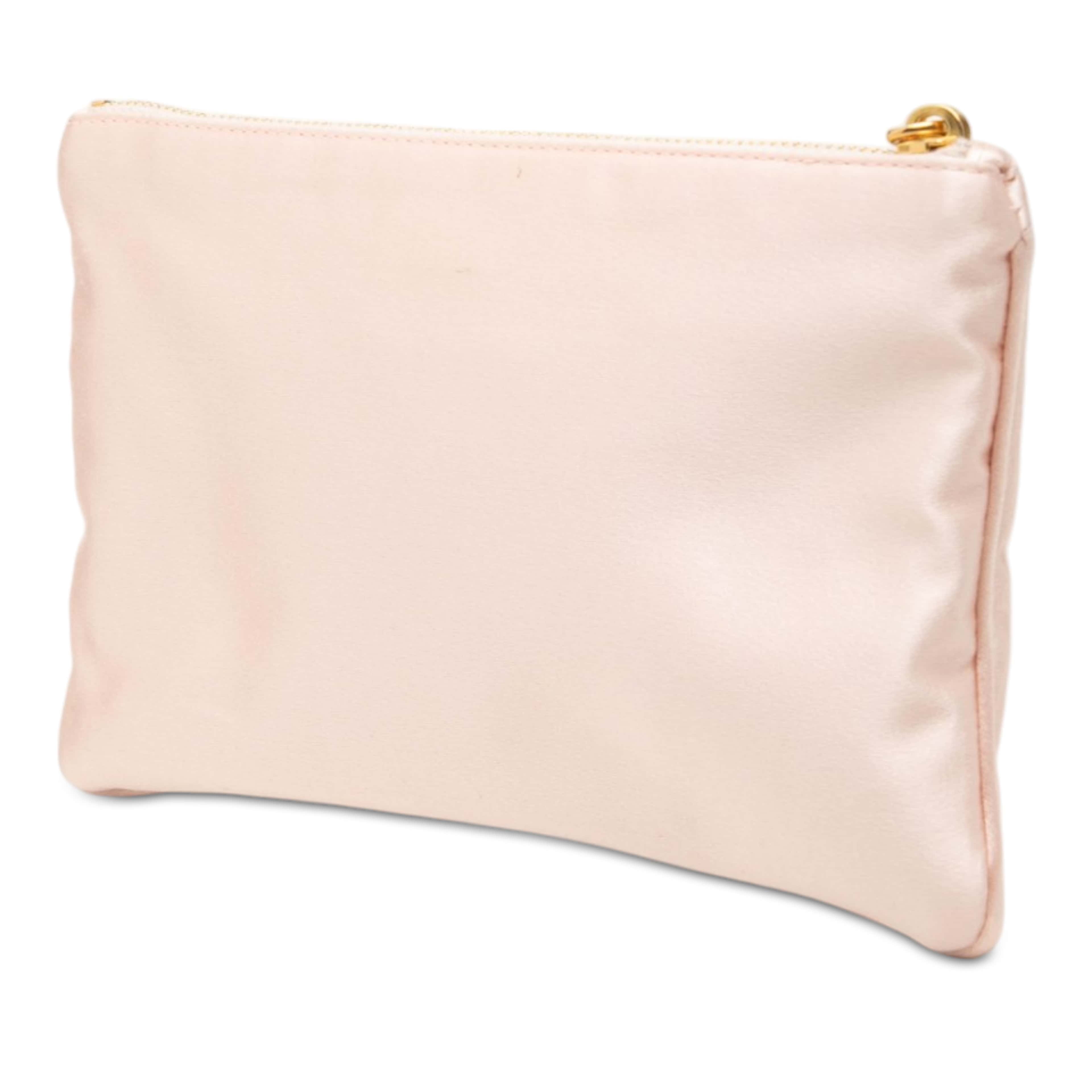 Prada Satin Bow Pouch, från Luxclusif, i färgen rosa. Klicka för att öppna bilden i stort format
