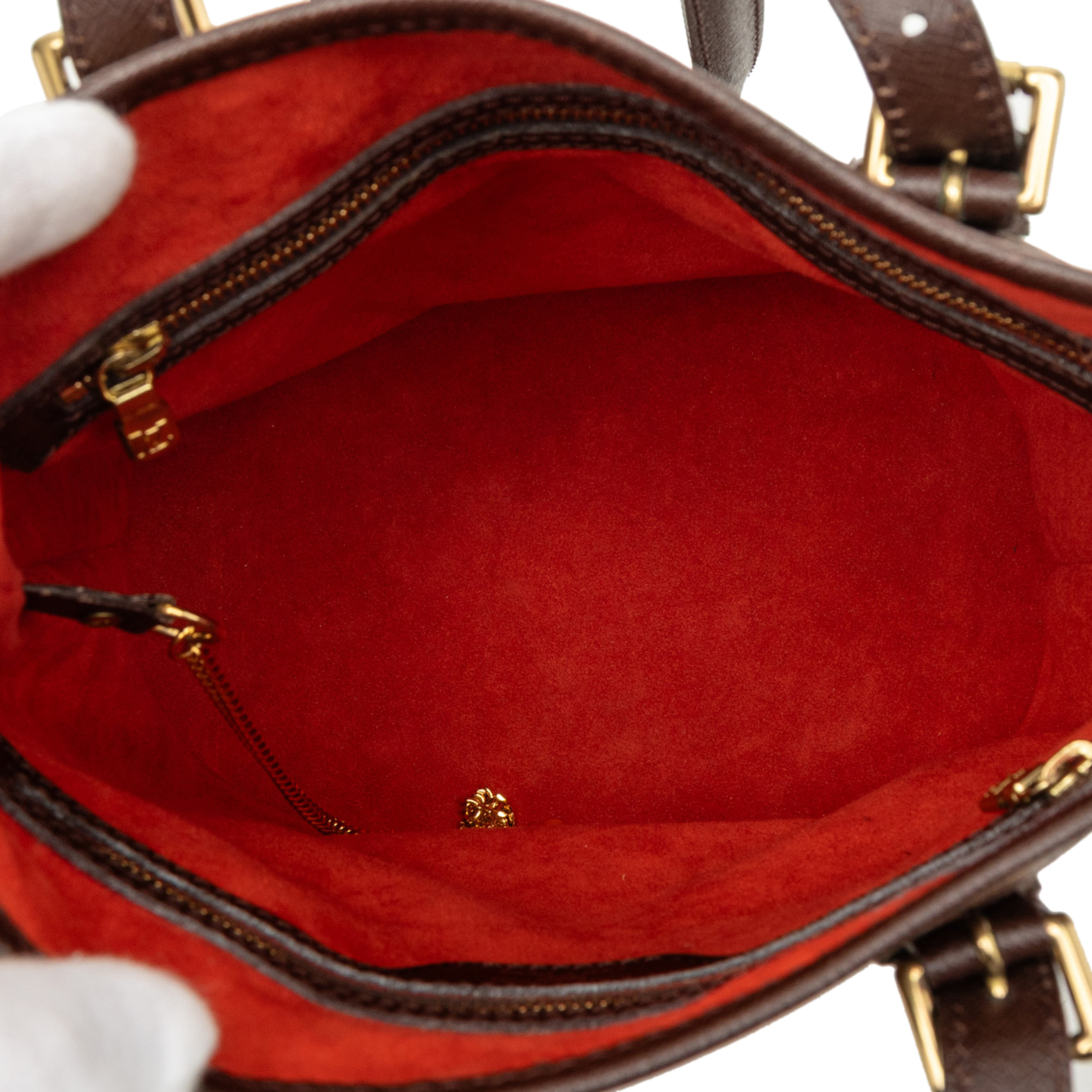 Louis Vuitton Damier Ebene Marais, från Luxclusif, i färgen brown. Klicka för att öppna bilden i stort format