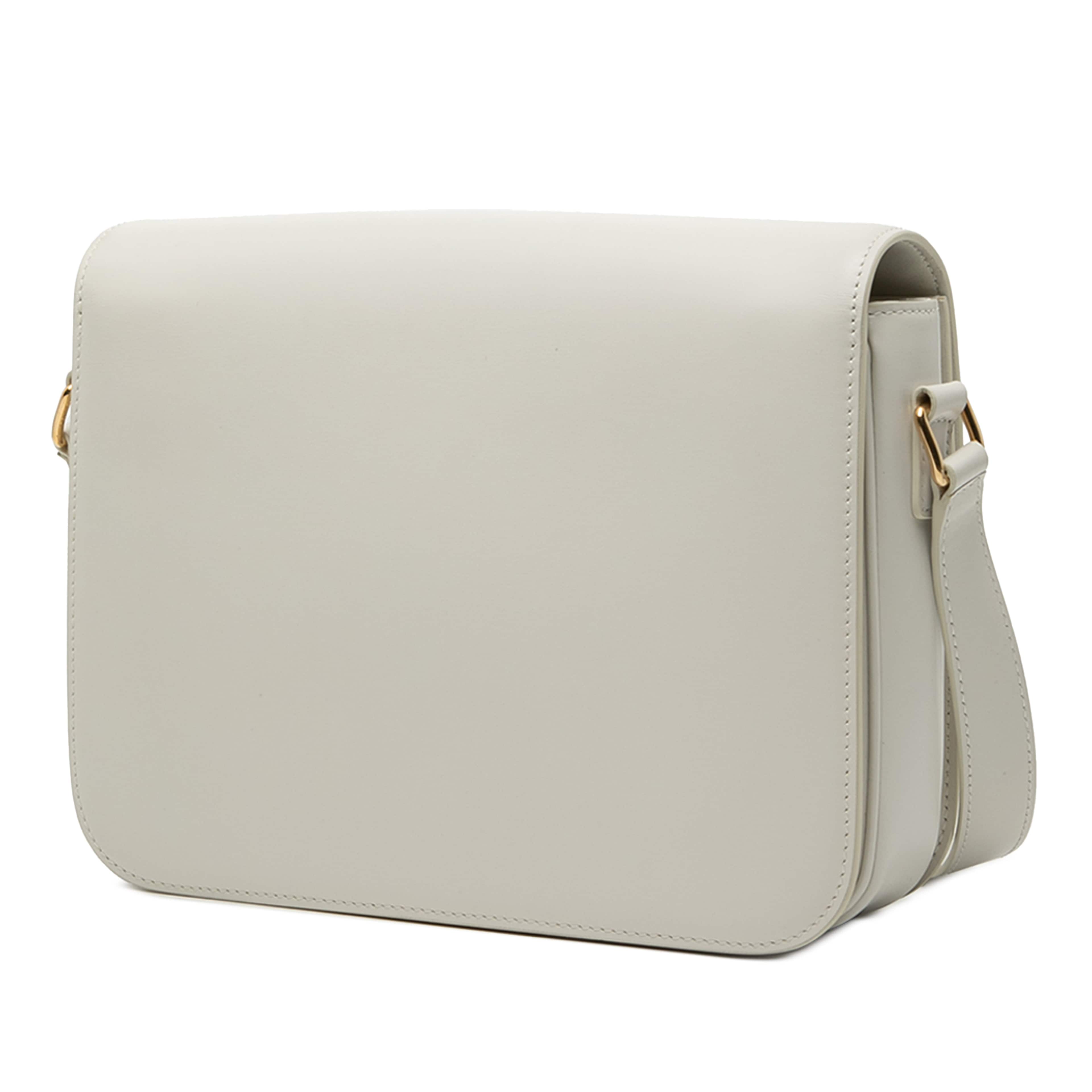 Celine Large Shiny Calfskin Triomphe Crossbody, från Luxclusif, i färgen white. Klicka för att öppna bilden i stort format