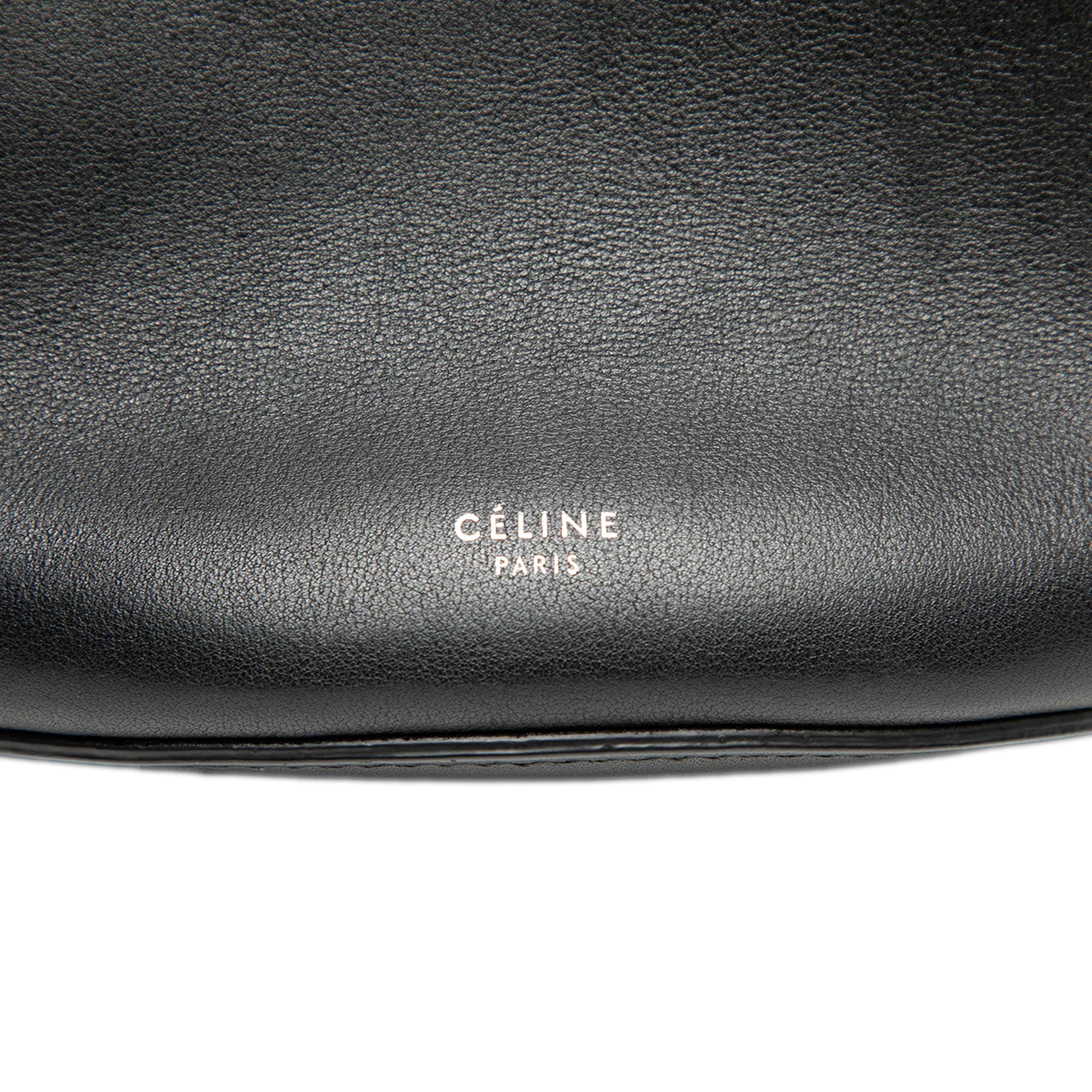 Celine Nano Leather Big Bag Bucket Crossbody, från Luxclusif, i färgen black. Klicka för att öppna bilden i stort format