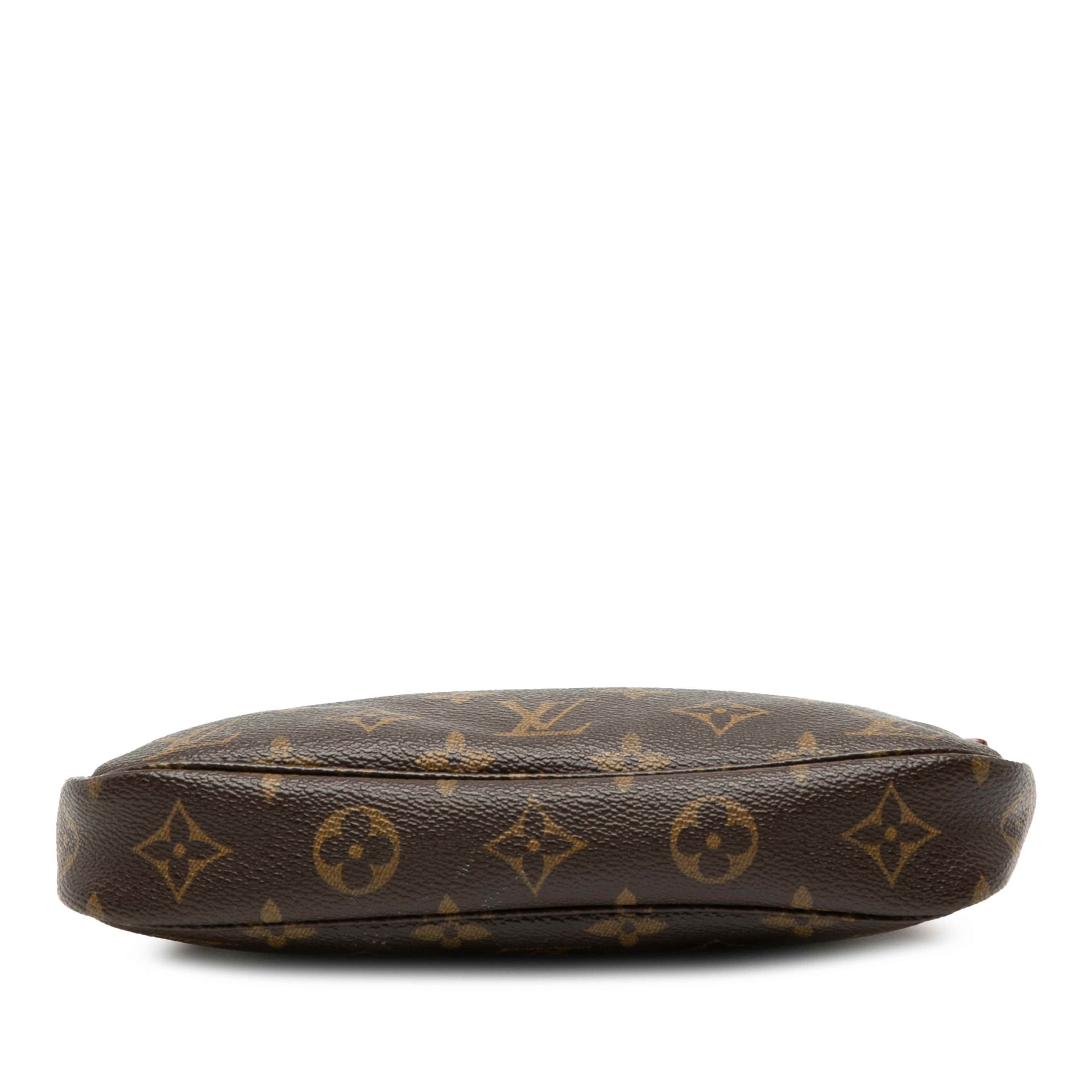 Louis Vuitton Monogram Pochette Accessoires, från Luxclusif, i färgen brown. Klicka för att öppna bilden i stort format