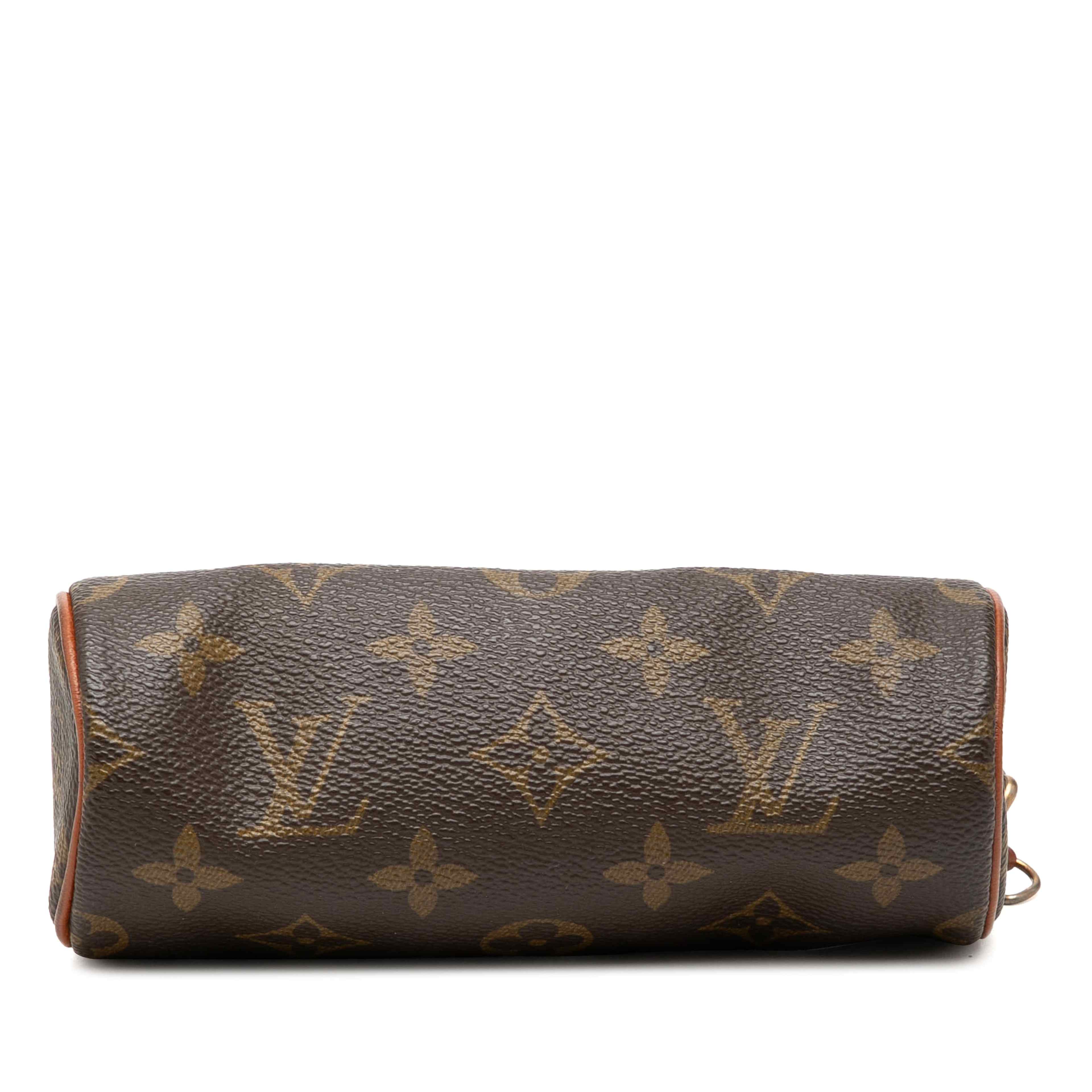 Louis Vuitton Monogram Papillon Pochette, från Luxclusif, i färgen brun. Klicka för att öppna bilden i stort format