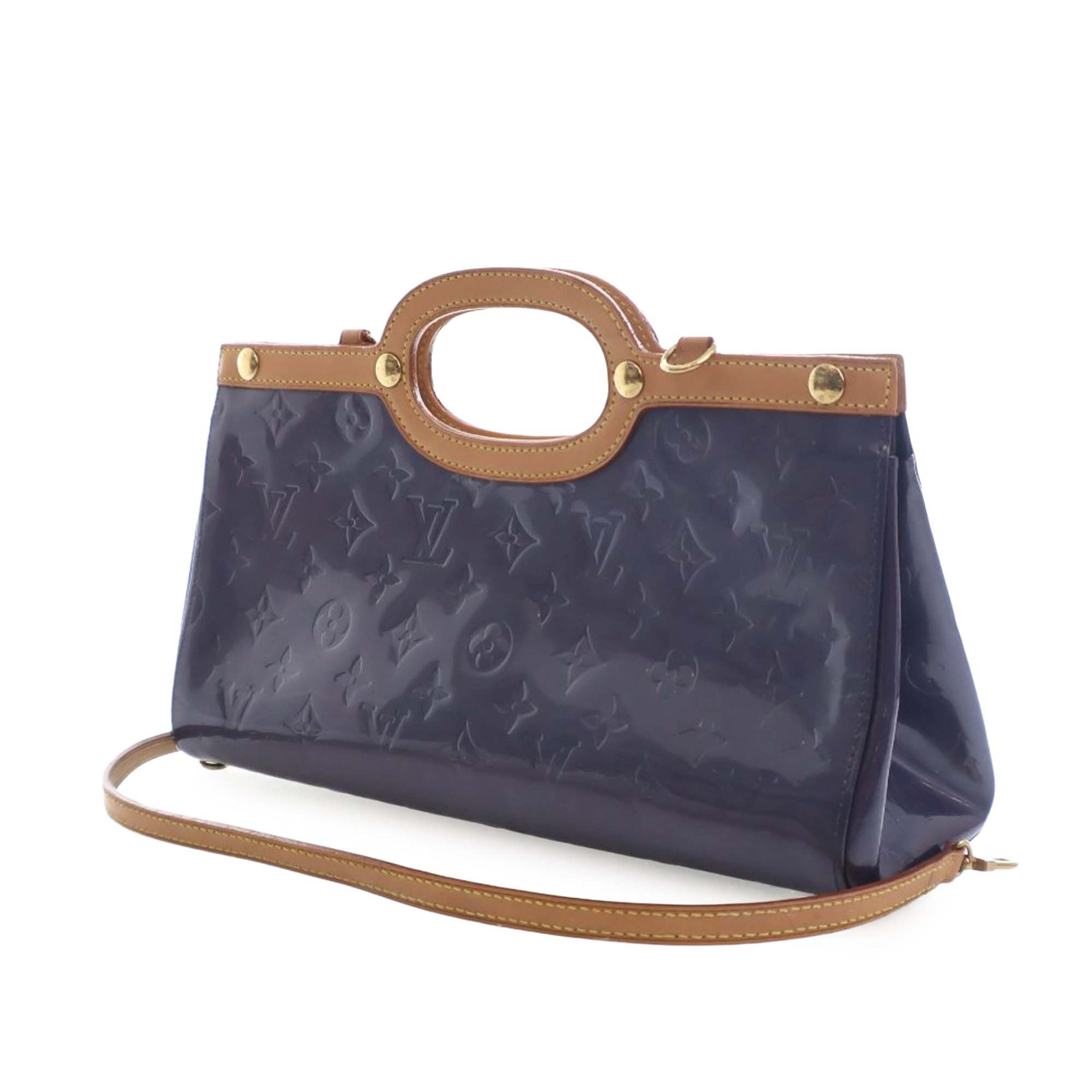 Louis Vuitton Monogram Vernis Roxbury Drive, från Luxclusif, i färgen purple. Klicka för att öppna bilden i stort format