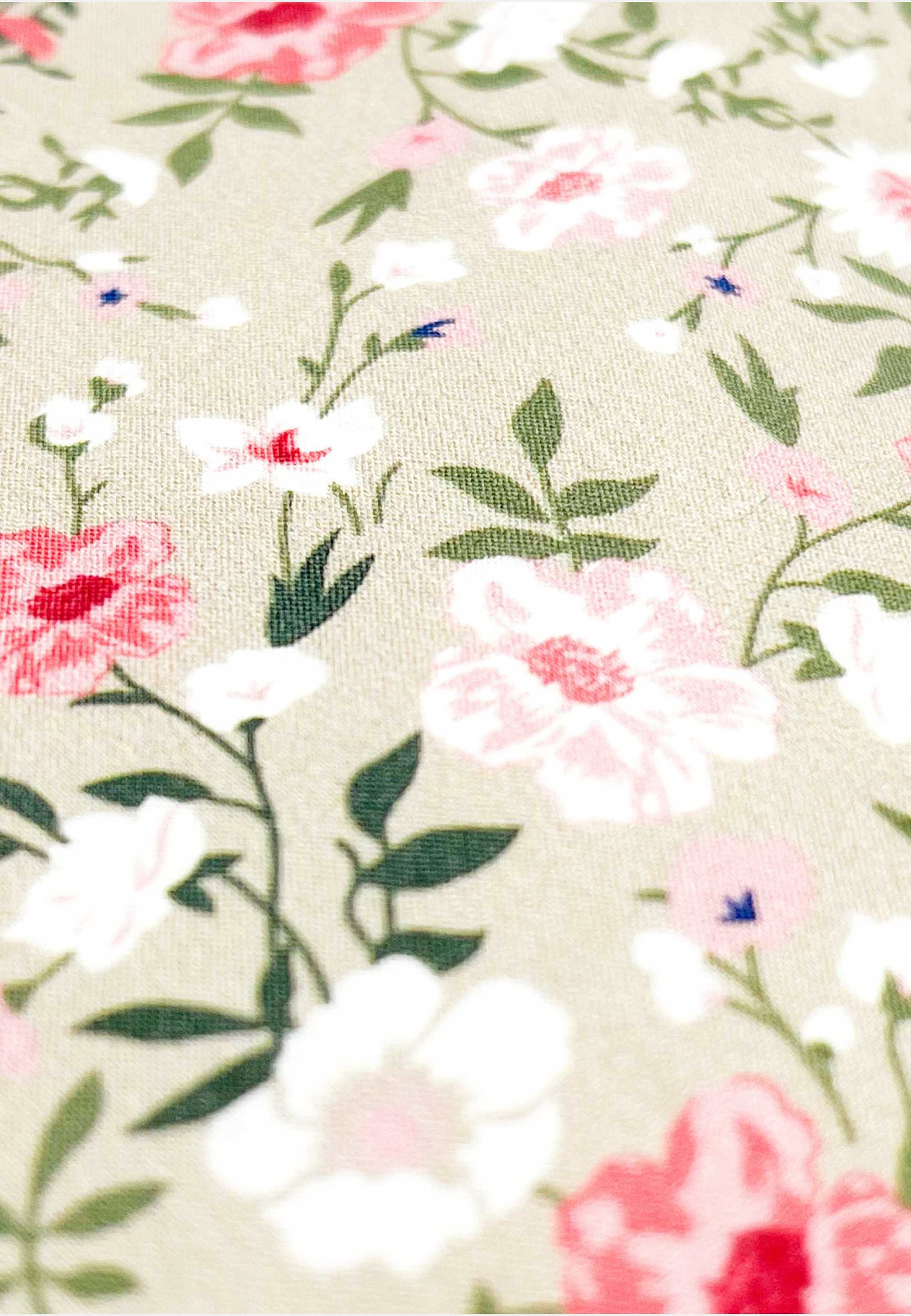 Tie Cotton Floral, från John Henric, i färgen pink. Klicka för att öppna bilden i stort format
