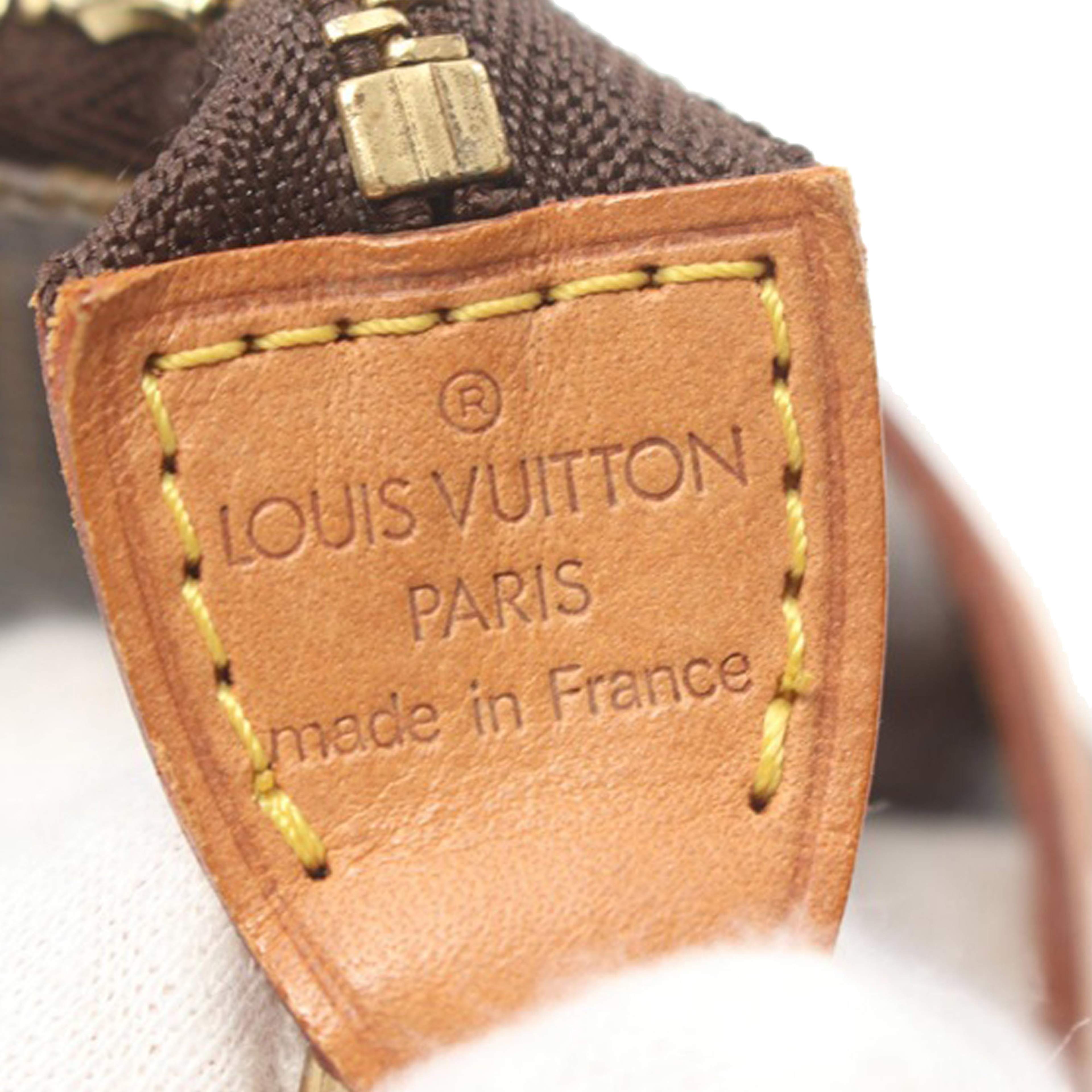 Louis Vuitton Monogram Pochette Accessoires