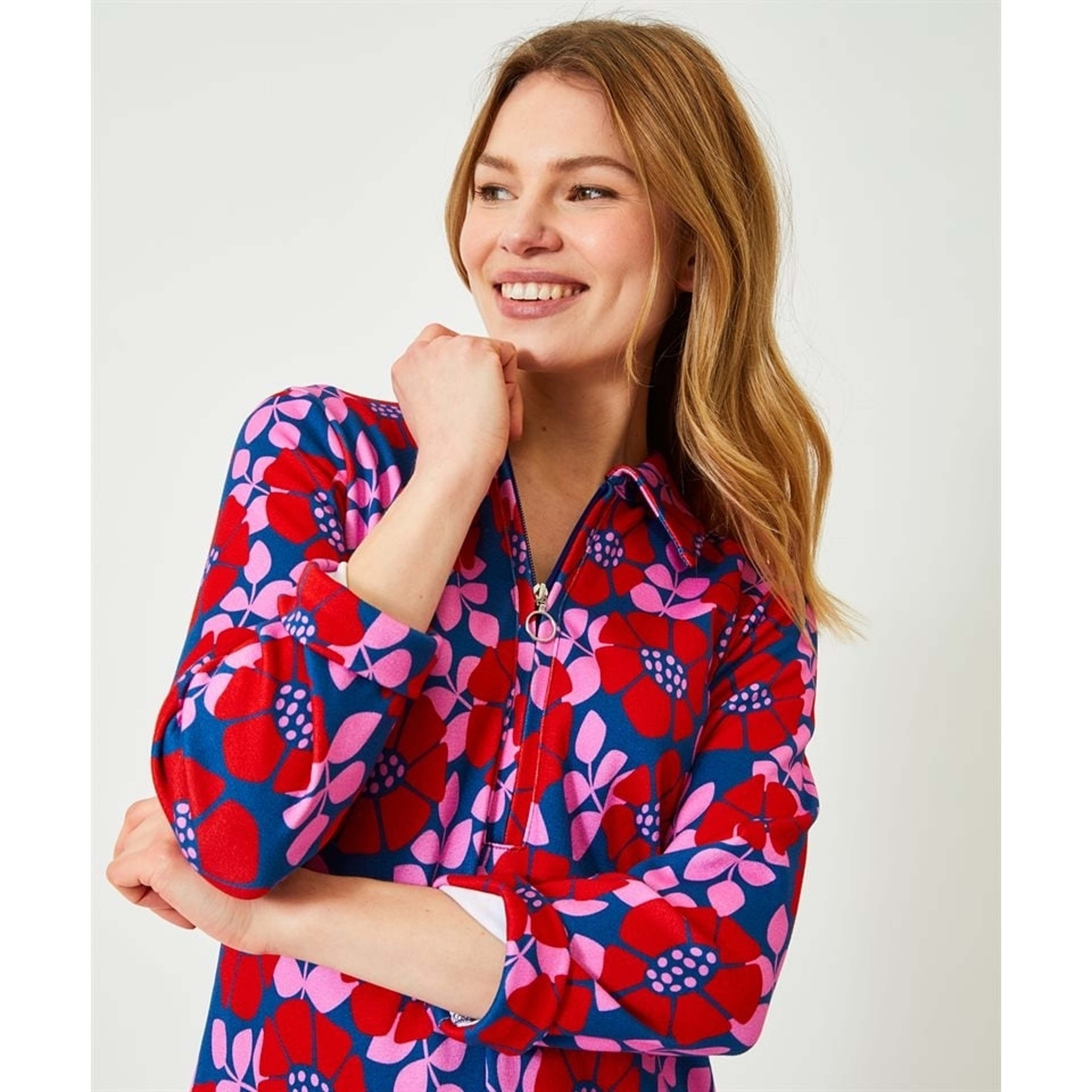 - Lana Dress Red