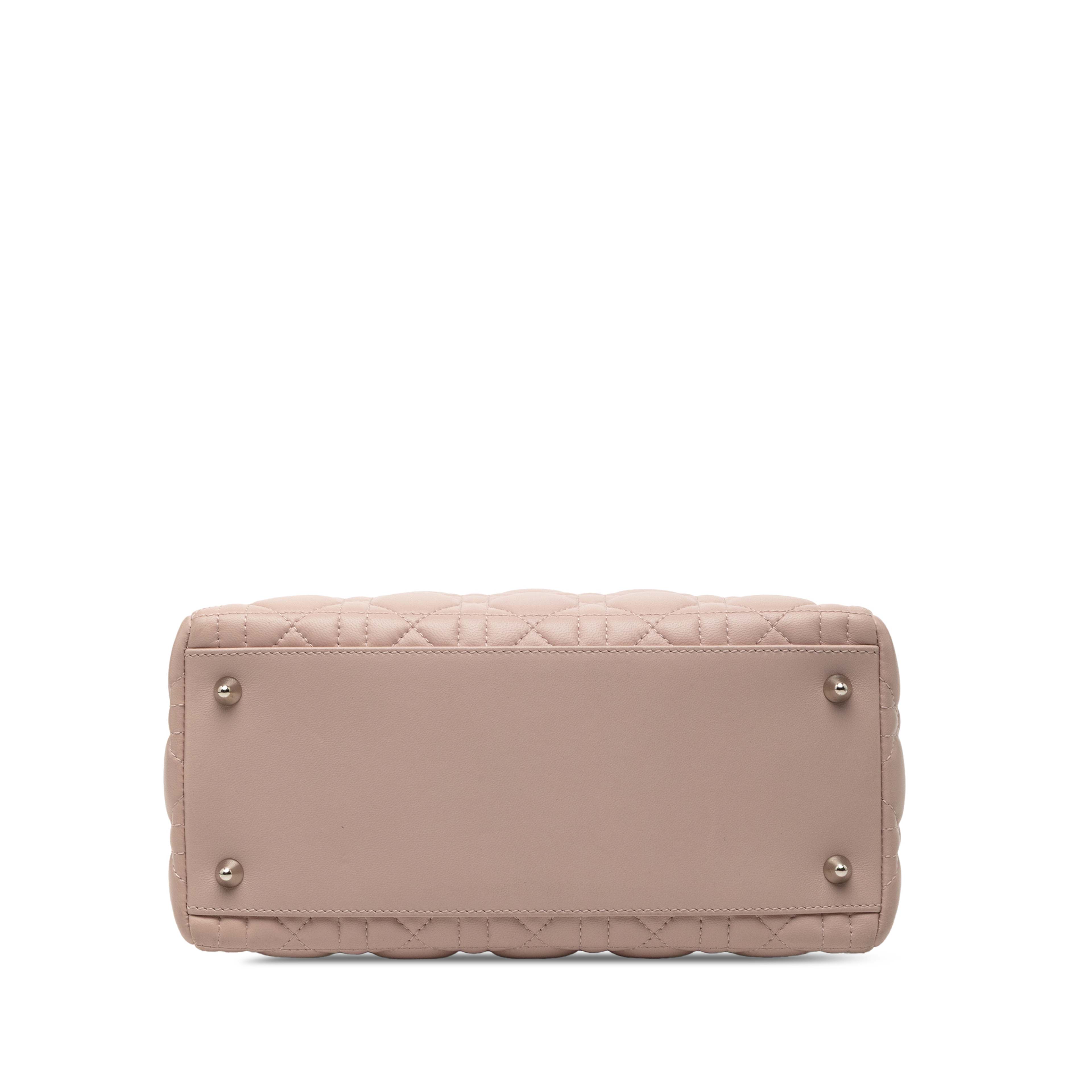 Dior Medium Lambskin Cannage Lady Dior, från Luxclusif, i färgen pink. Klicka för att öppna bilden i stort format