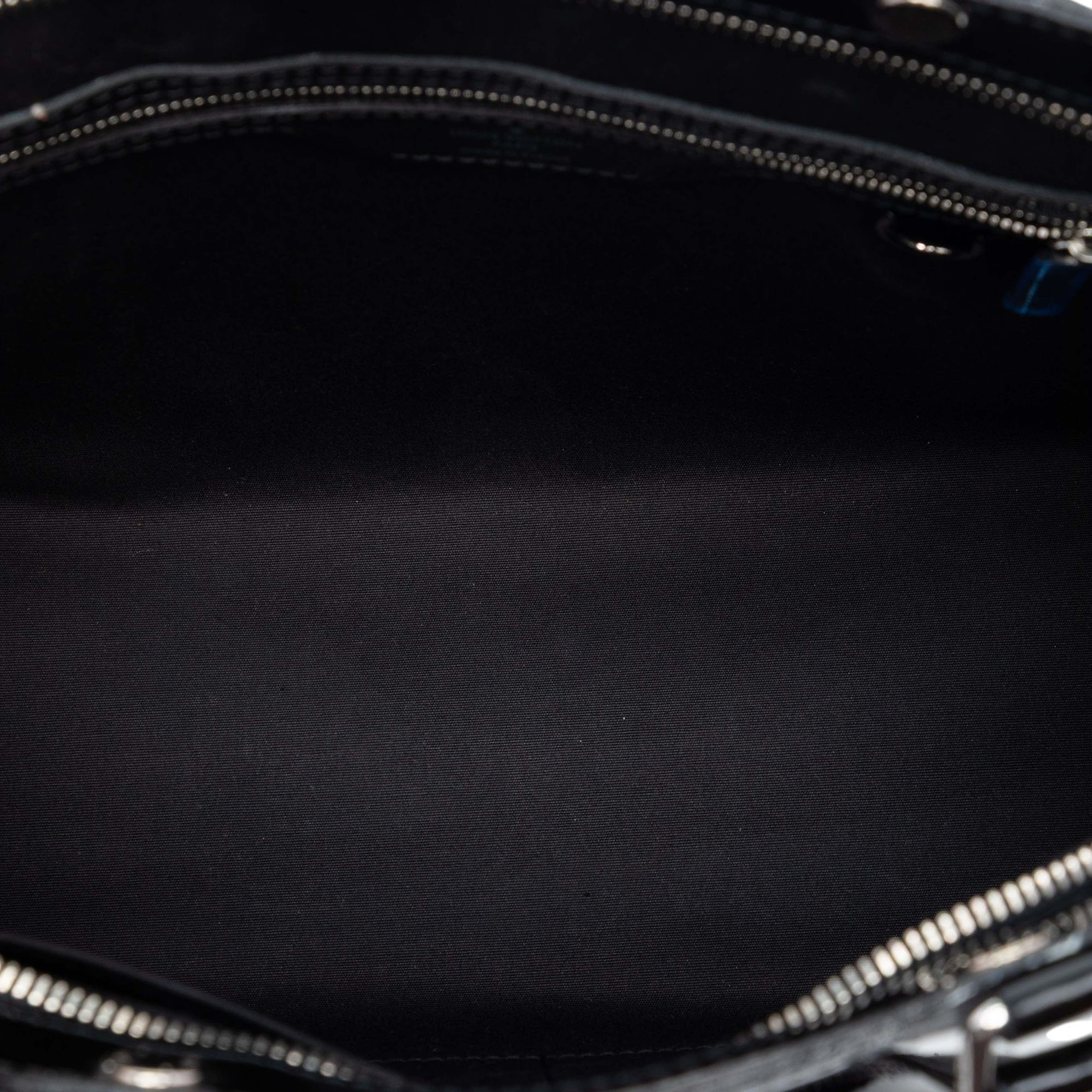 Louis Vuitton Electric Epi Brea Mm, från Luxclusif, i färgen black. Klicka för att öppna bilden i stort format