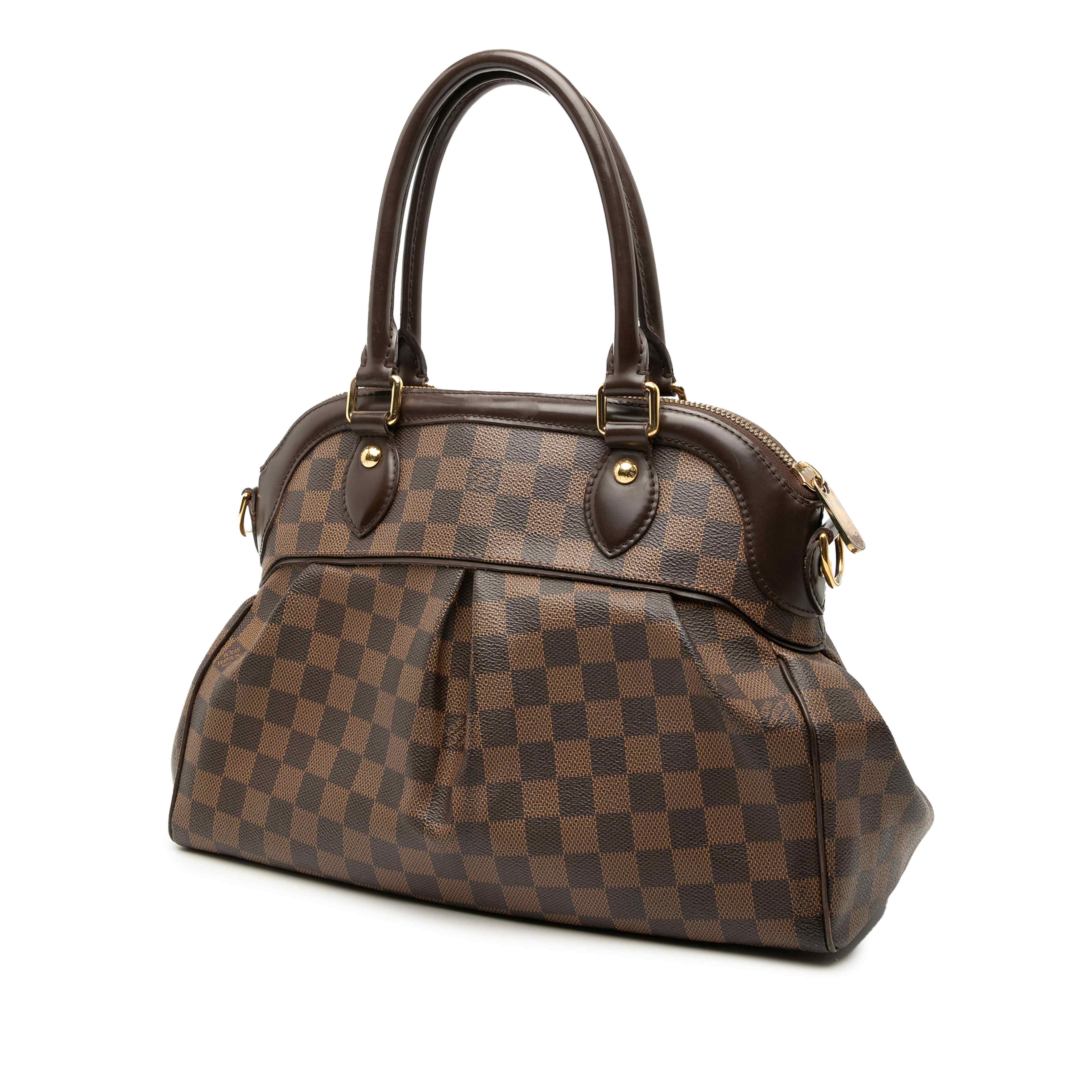 Louis Vuitton Damier Ebene Trevi Pm, från Luxclusif, i färgen brown. Klicka för att öppna bilden i stort format
