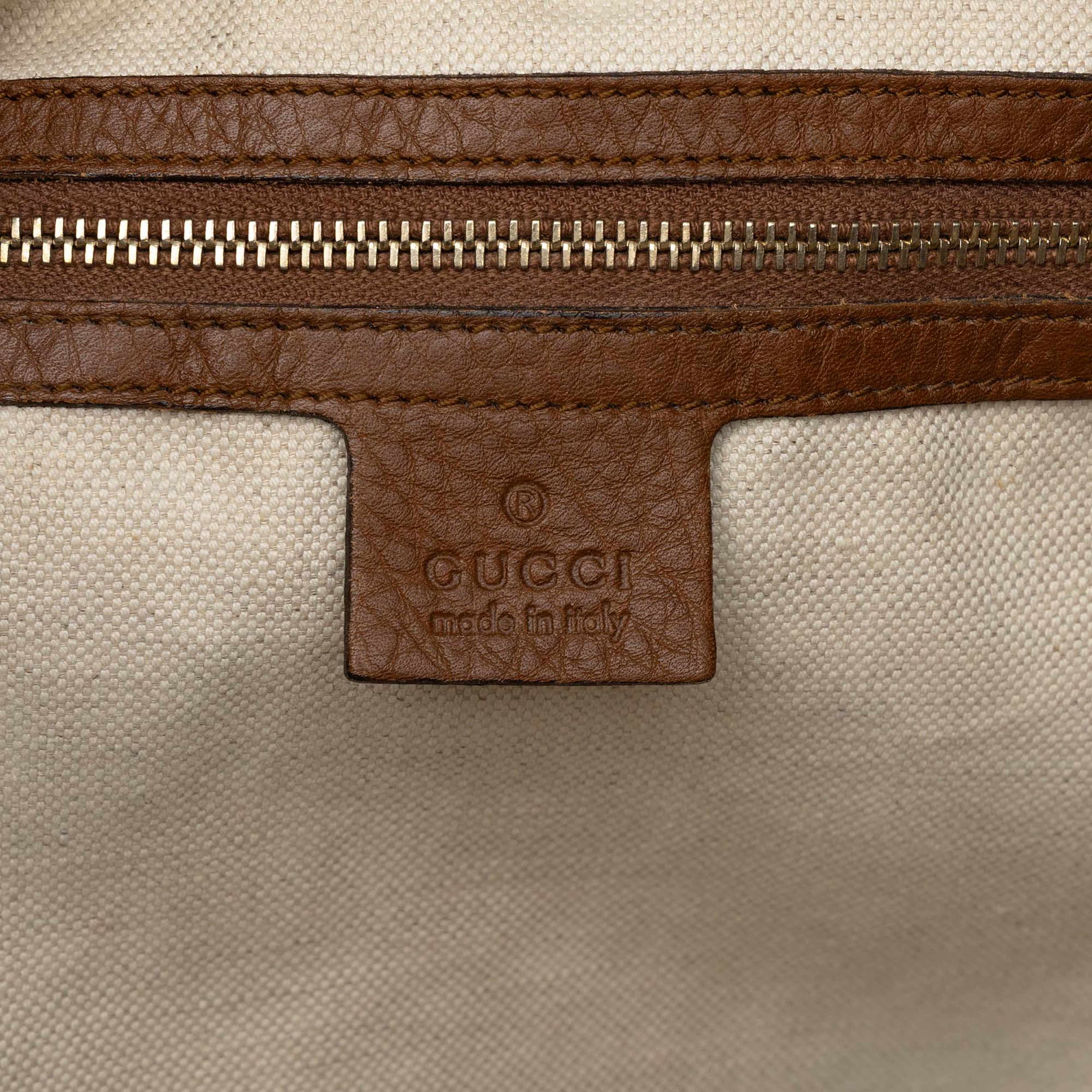 Gucci Gg Canvas Bella Convertible Tote, från Luxclusif, i färgen beige. Klicka för att öppna bilden i stort format
