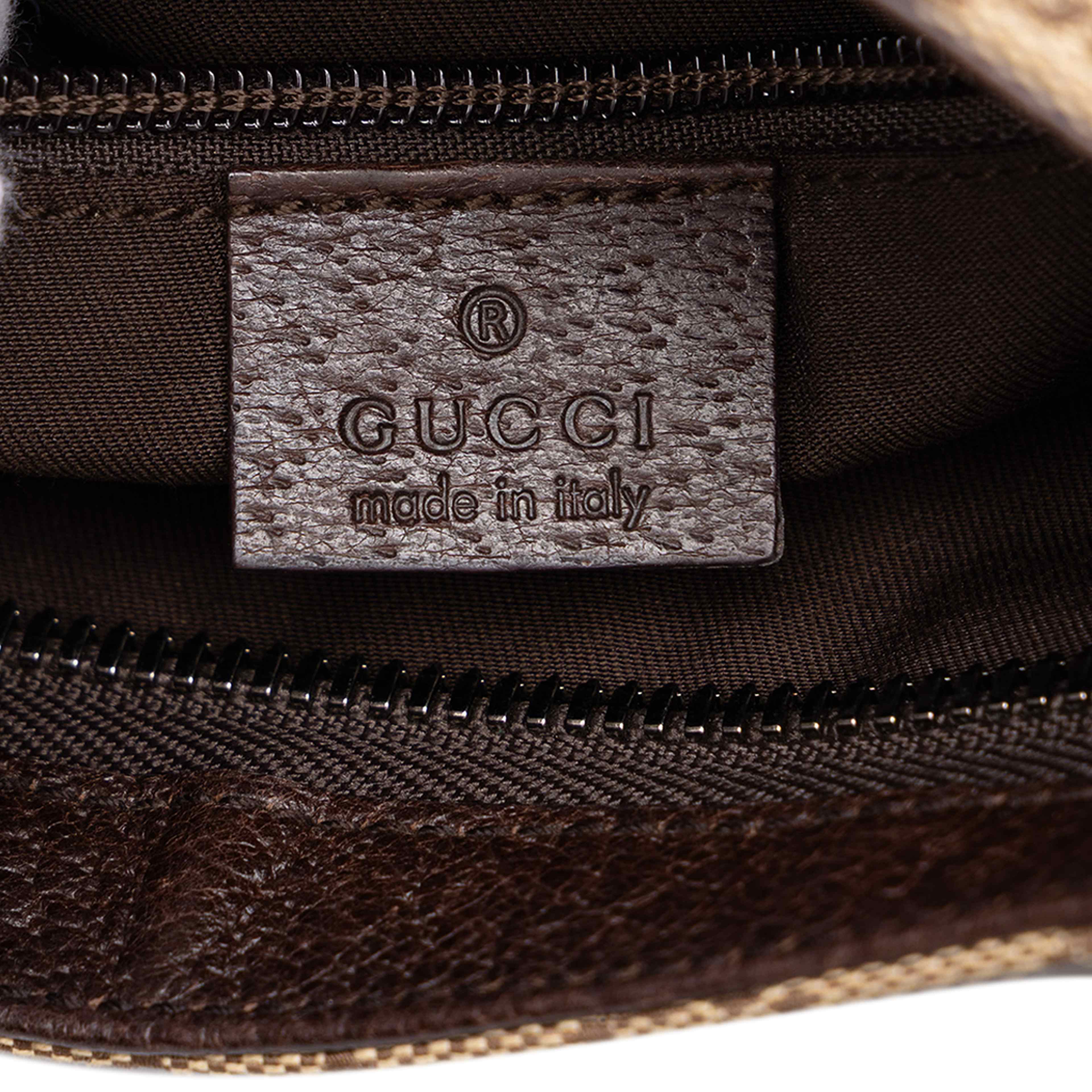 Gucci Gg Canvas Crossbody, från Luxclusif, i färgen beige. Klicka för att öppna bilden i stort format