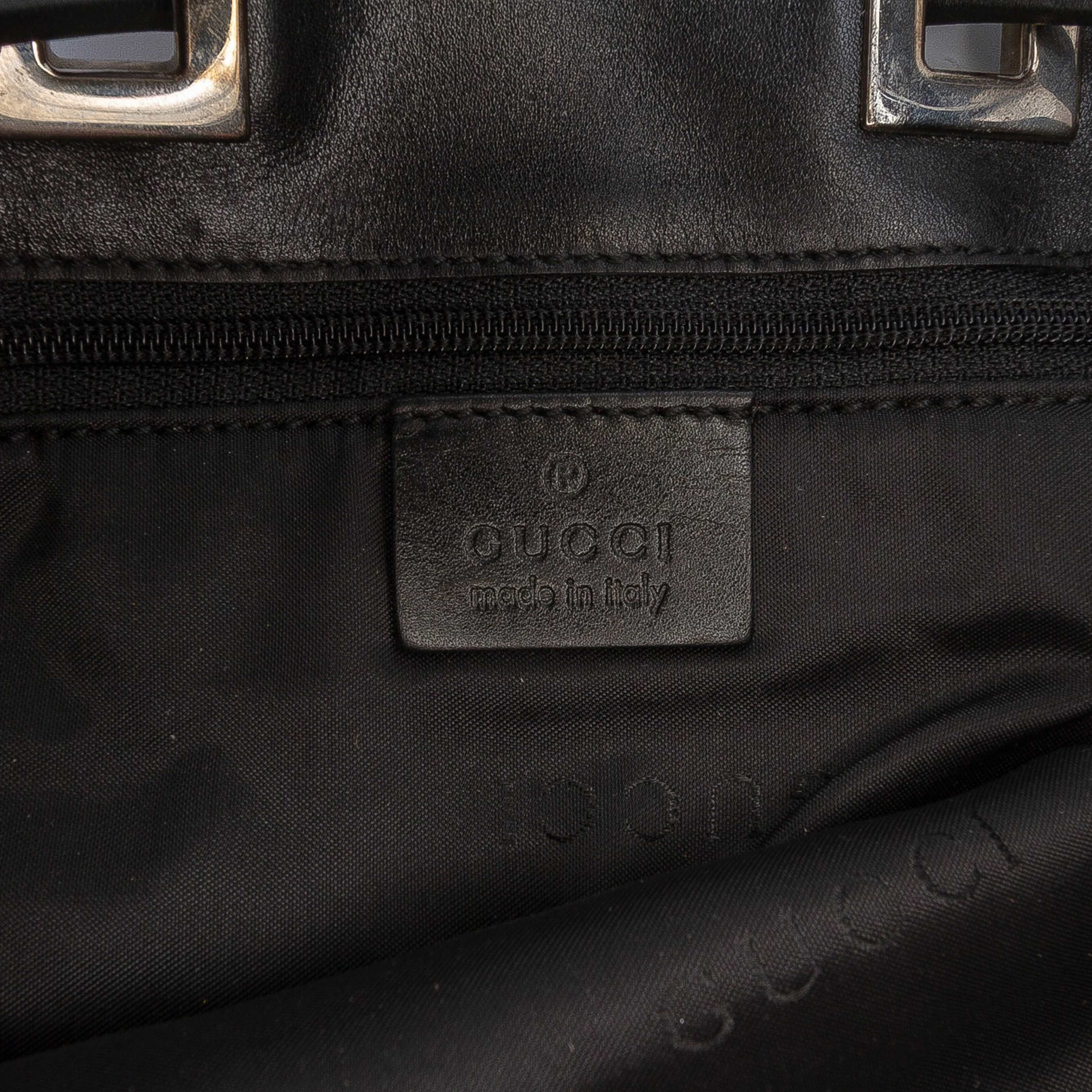 Gucci Gg Canvas Shoulder Bag, från Luxclusif, i färgen brown. Klicka för att öppna bilden i stort format