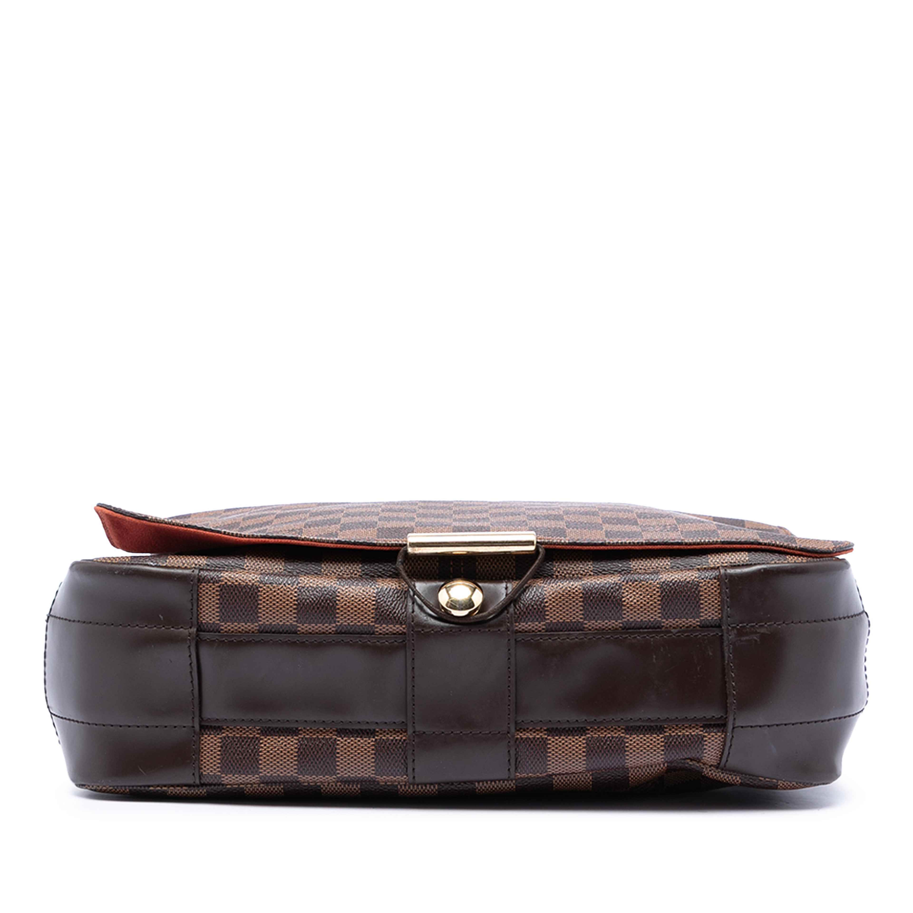 Louis Vuitton Damier Ebene Abbesses, från Luxclusif, i färgen brun. Klicka för att öppna bilden i stort format