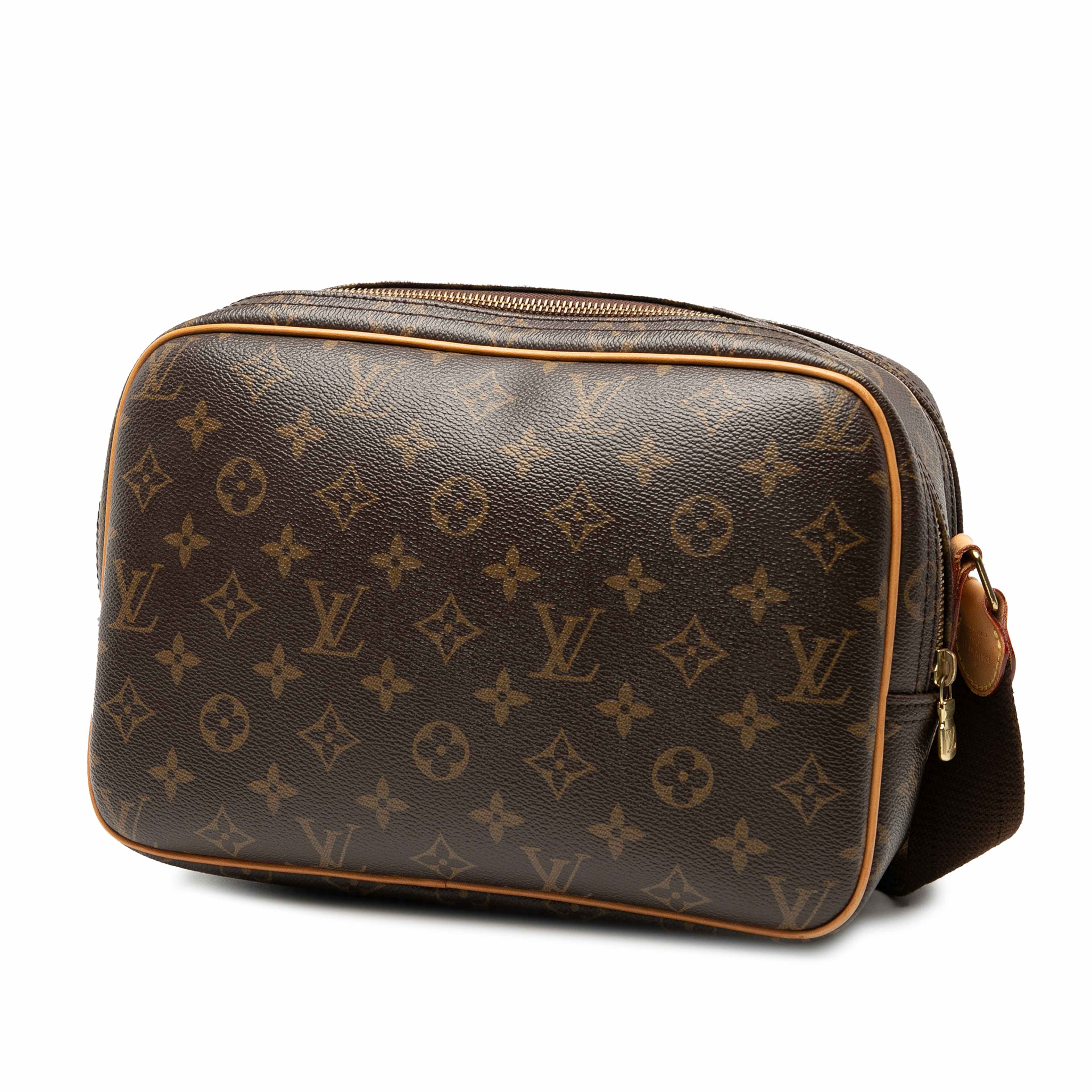 Louis Vuitton Monogram Reporter Pm, från Luxclusif, i färgen brown. Klicka för att öppna bilden i stort format