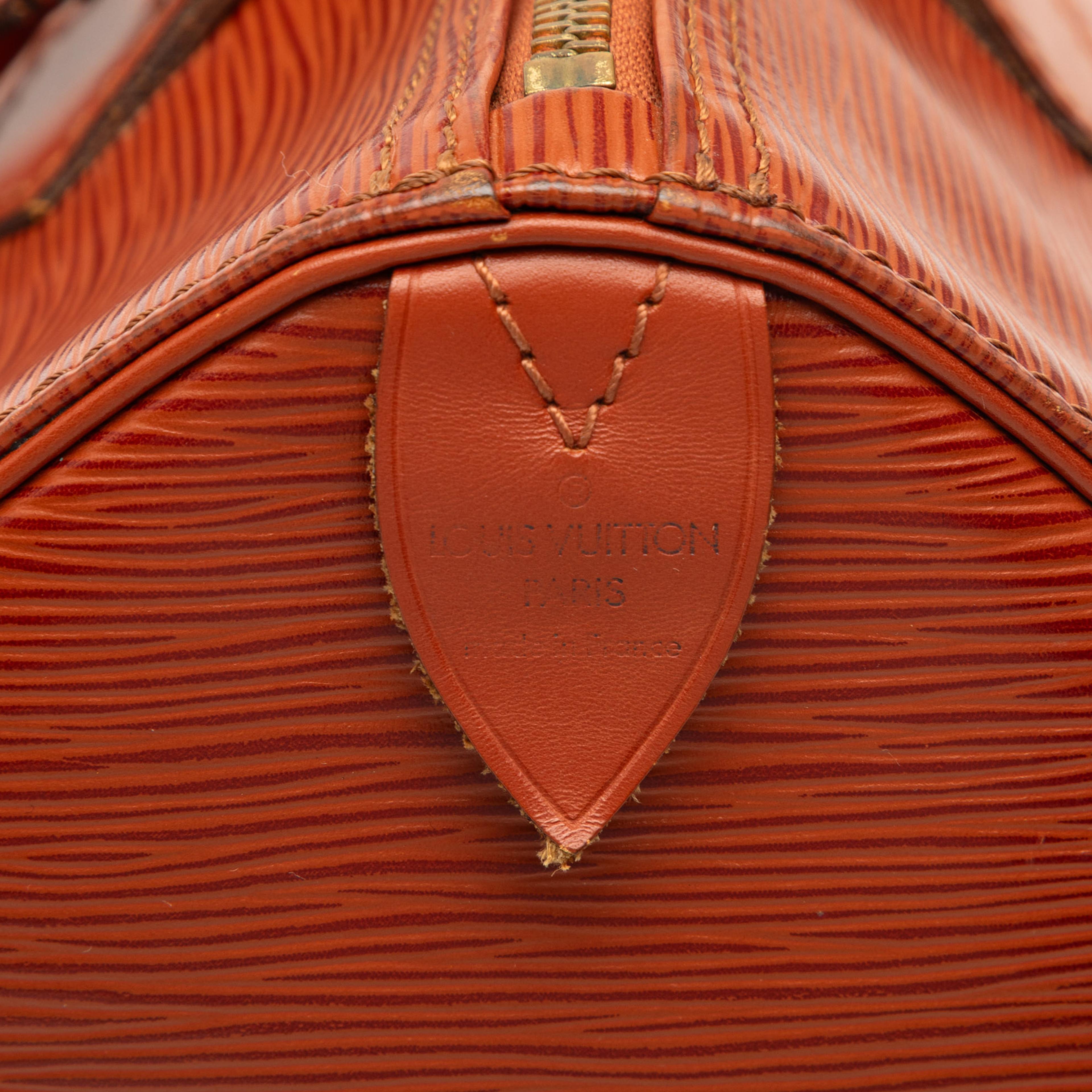Louis Vuitton Epi Speedy 30, från Luxclusif, i färgen brown. Klicka för att öppna bilden i stort format