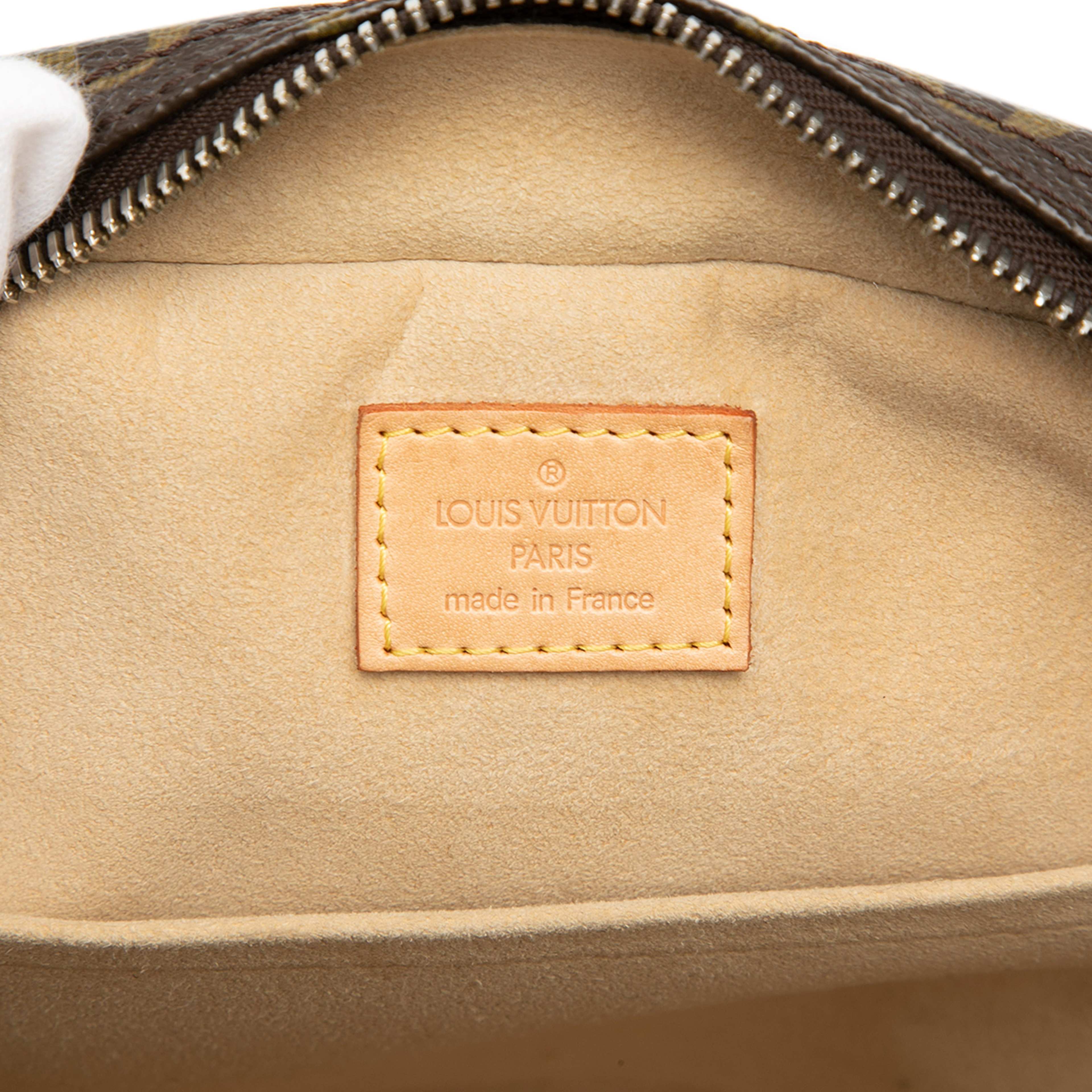 Louis Vuitton Monogram Manhattan Pm, från Luxclusif, i färgen brown. Klicka för att öppna bilden i stort format