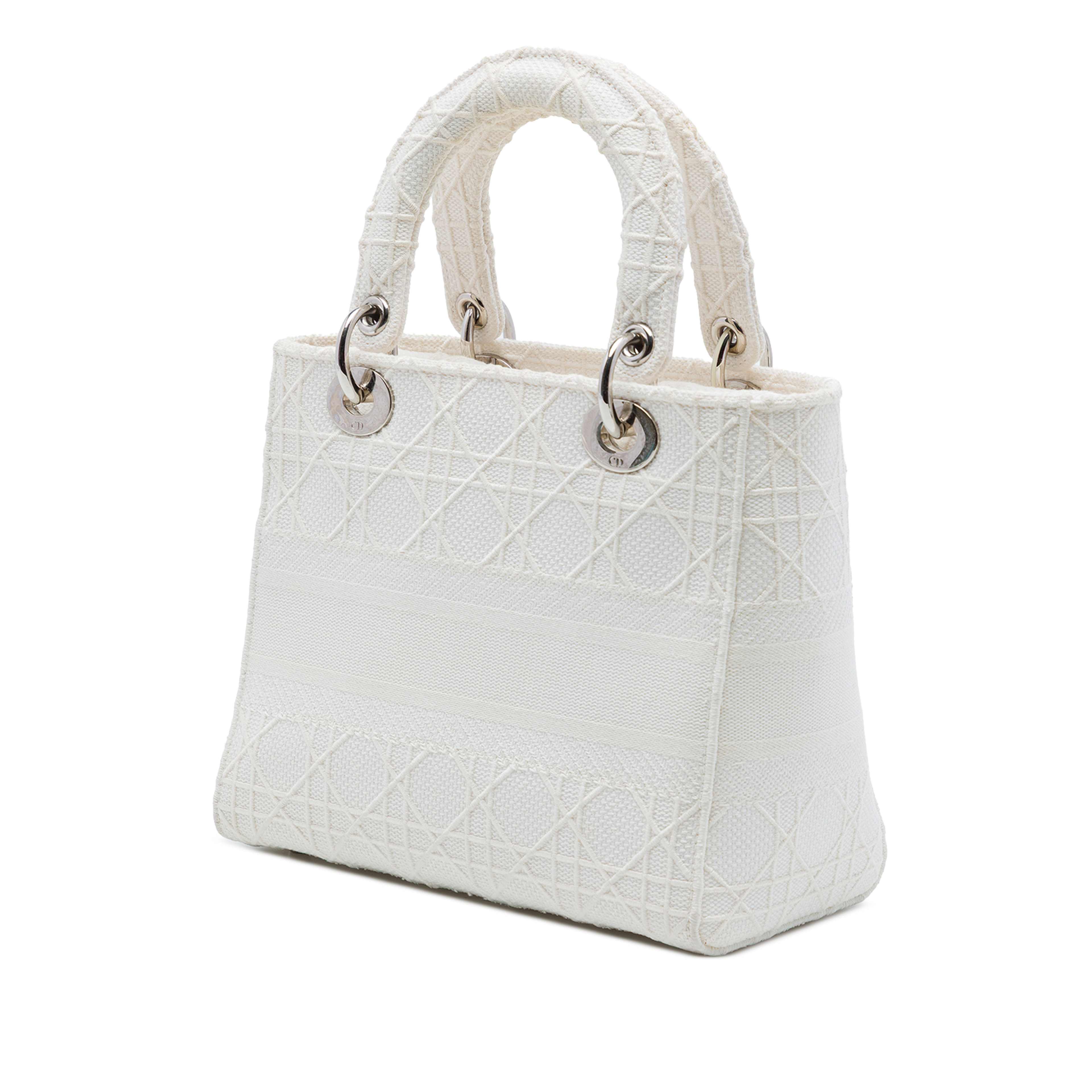 Dior Medium Embroidered Canvas Cannage Lady D Lite, från Luxclusif, i färgen vit. Klicka för att öppna bilden i stort format