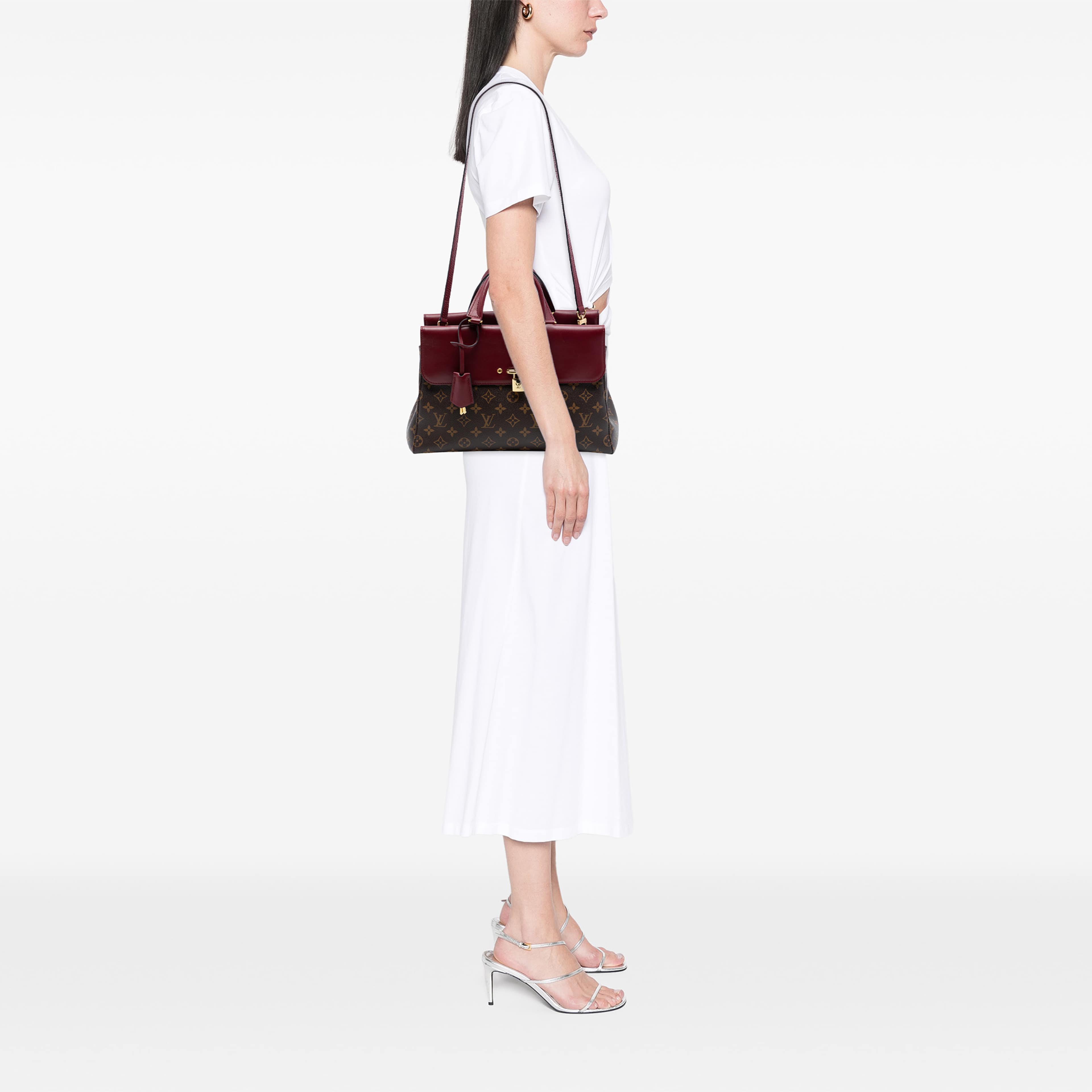 Louis Vuitton Monogram Venus, från Luxclusif, i färgen brun. Klicka för att öppna bilden i stort format