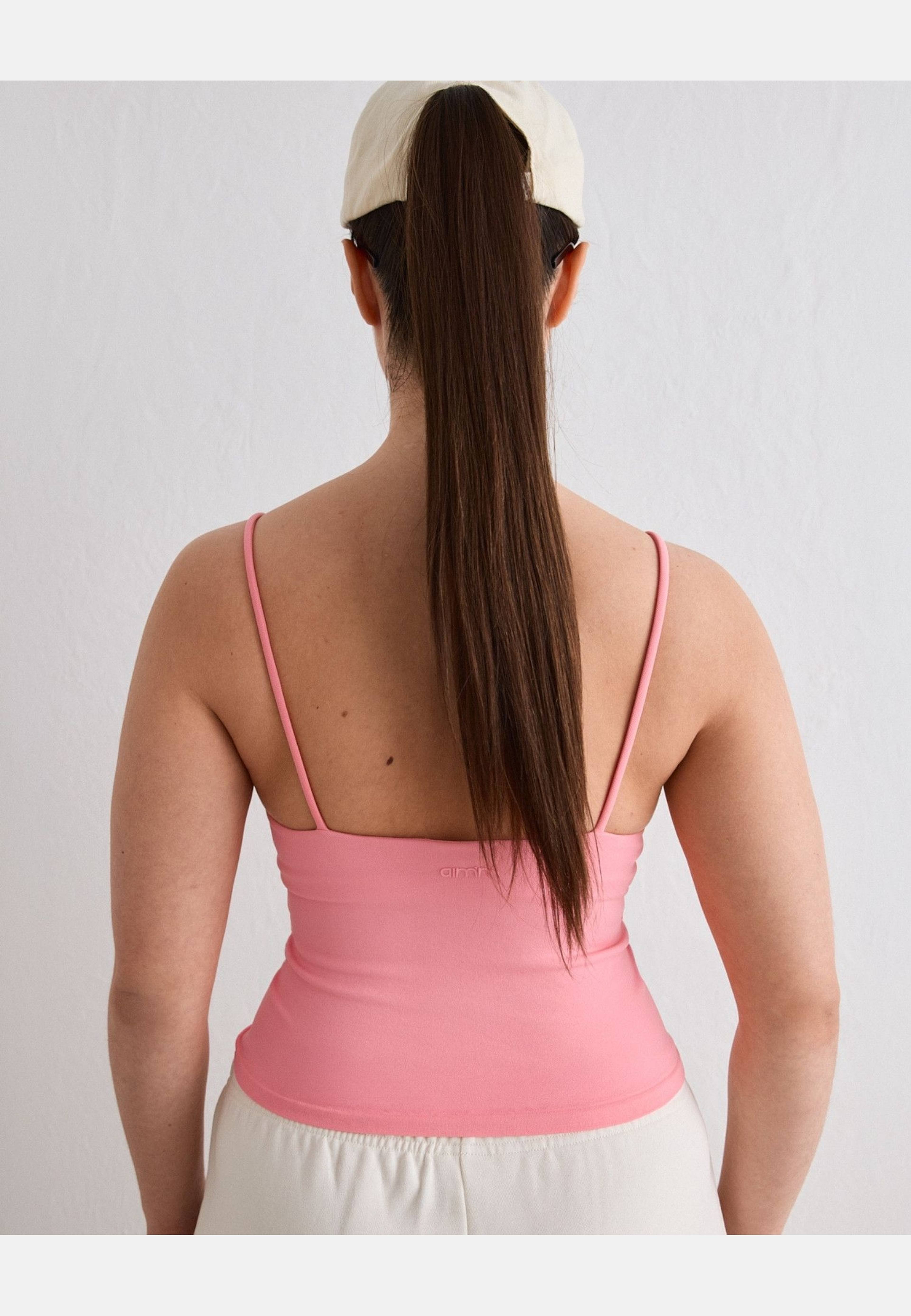 Shape Seamless Strap Singlet, från aim'n, i färgen blush. Klicka för att öppna bilden i stort format