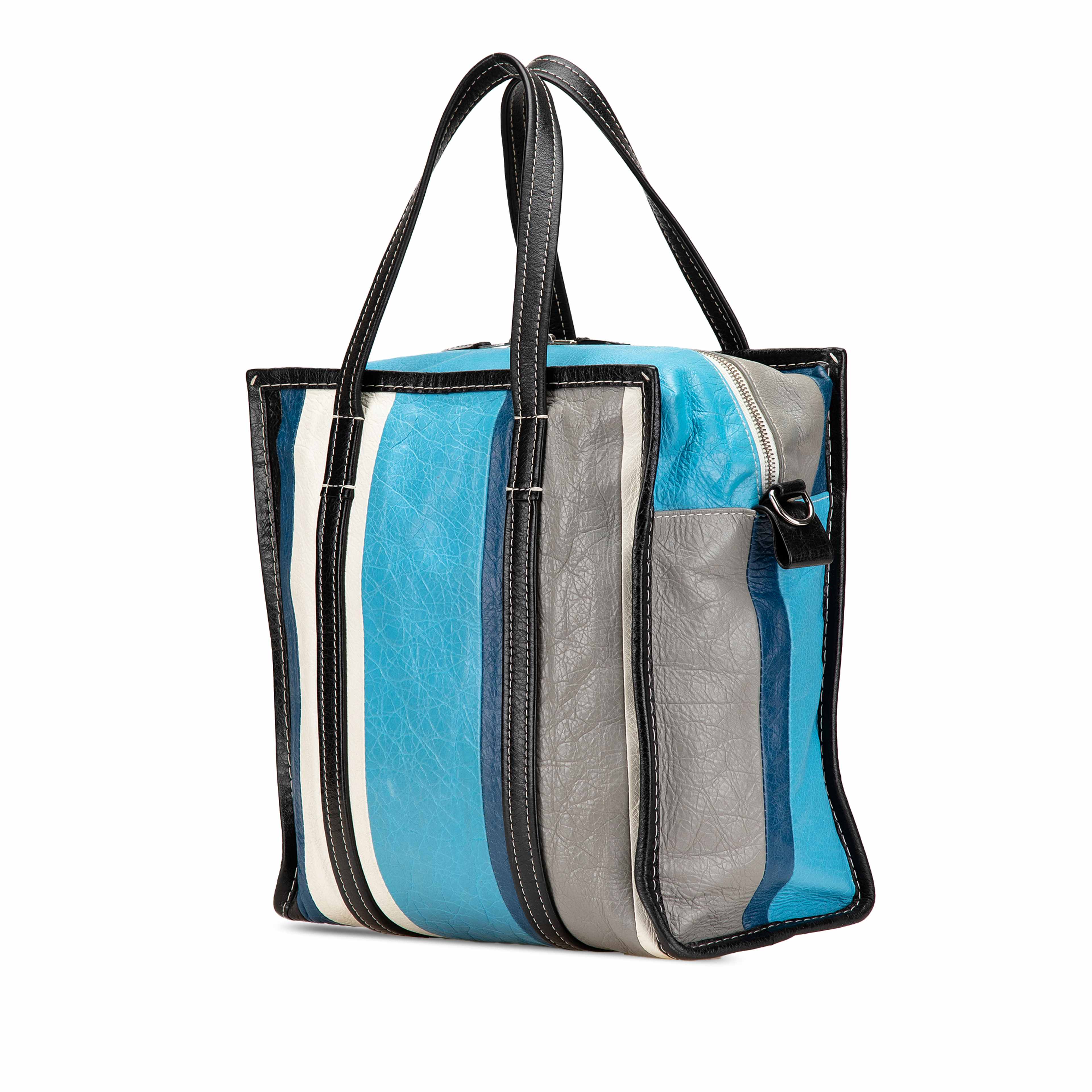 Balenciaga S Lambskin Bazar Shopper Satchel, från Luxclusif, i färgen aqua. Klicka för att öppna bilden i stort format