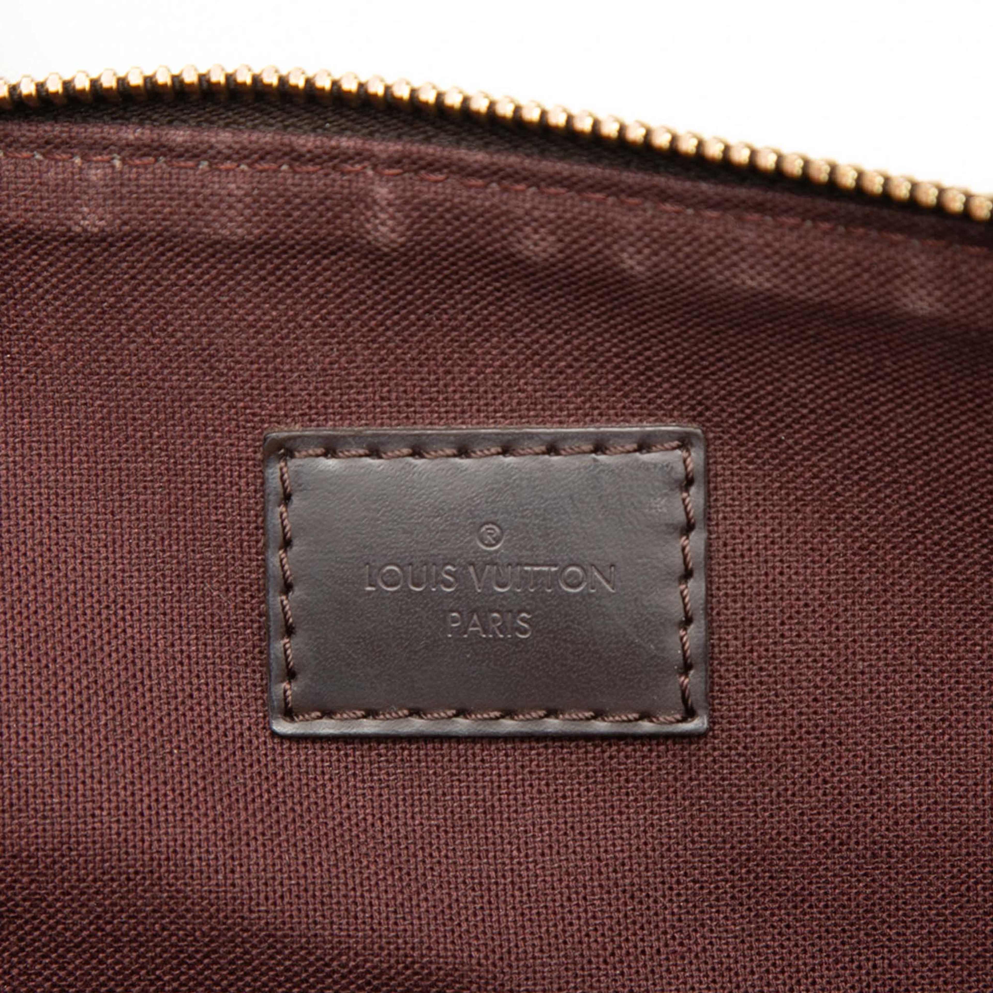 Louis Vuitton Damier Ebene Iena Pm, från Luxclusif, i färgen brown. Klicka för att öppna bilden i stort format