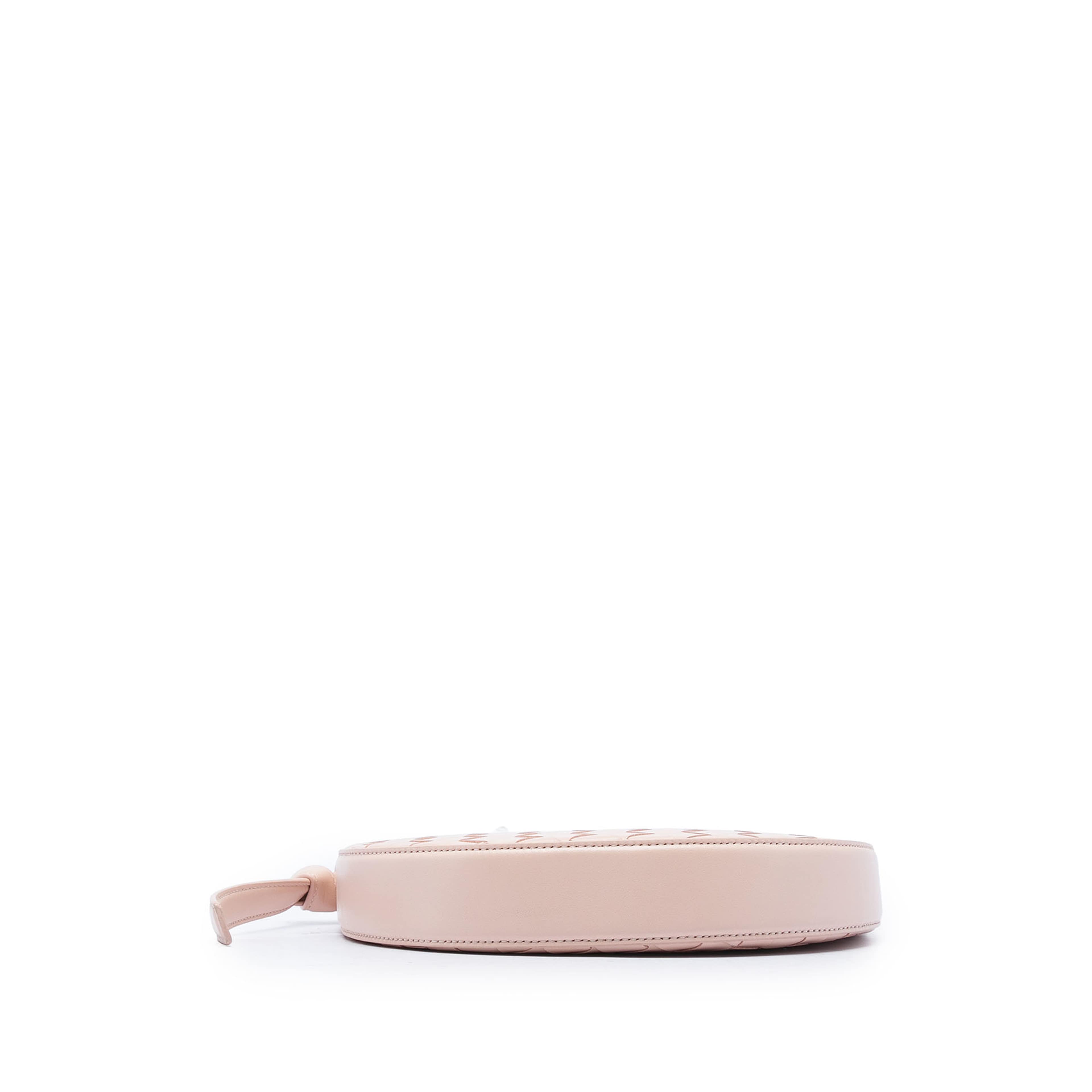 Bottega Veneta Mini Leather Intrecciato Sunrise Hobo, från Luxclusif, i färgen rosa. Klicka för att öppna bilden i stort format