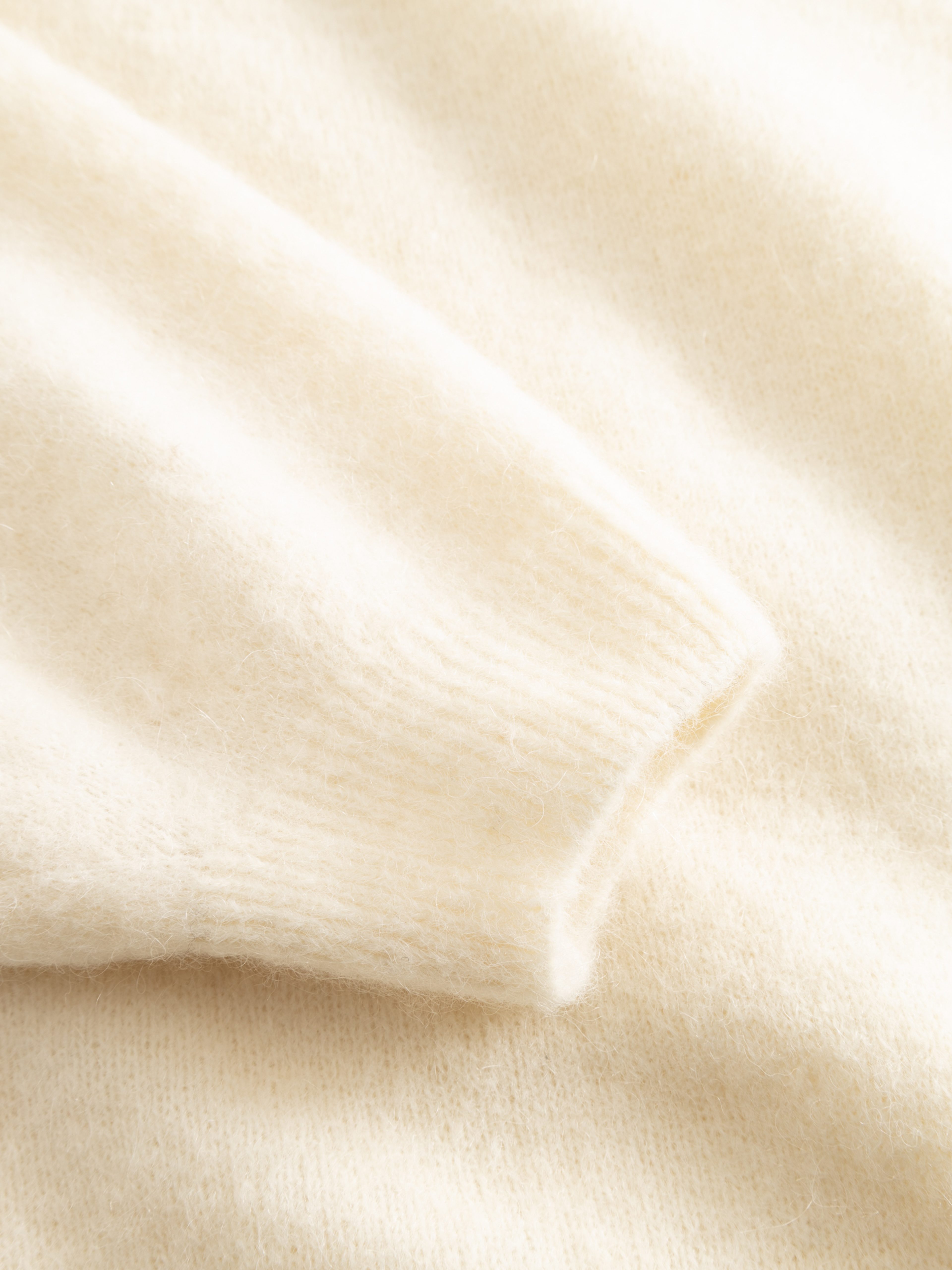 Kae Knit - Oyster, från Noella, i färgen oyster. Klicka för att öppna bilden i stort format