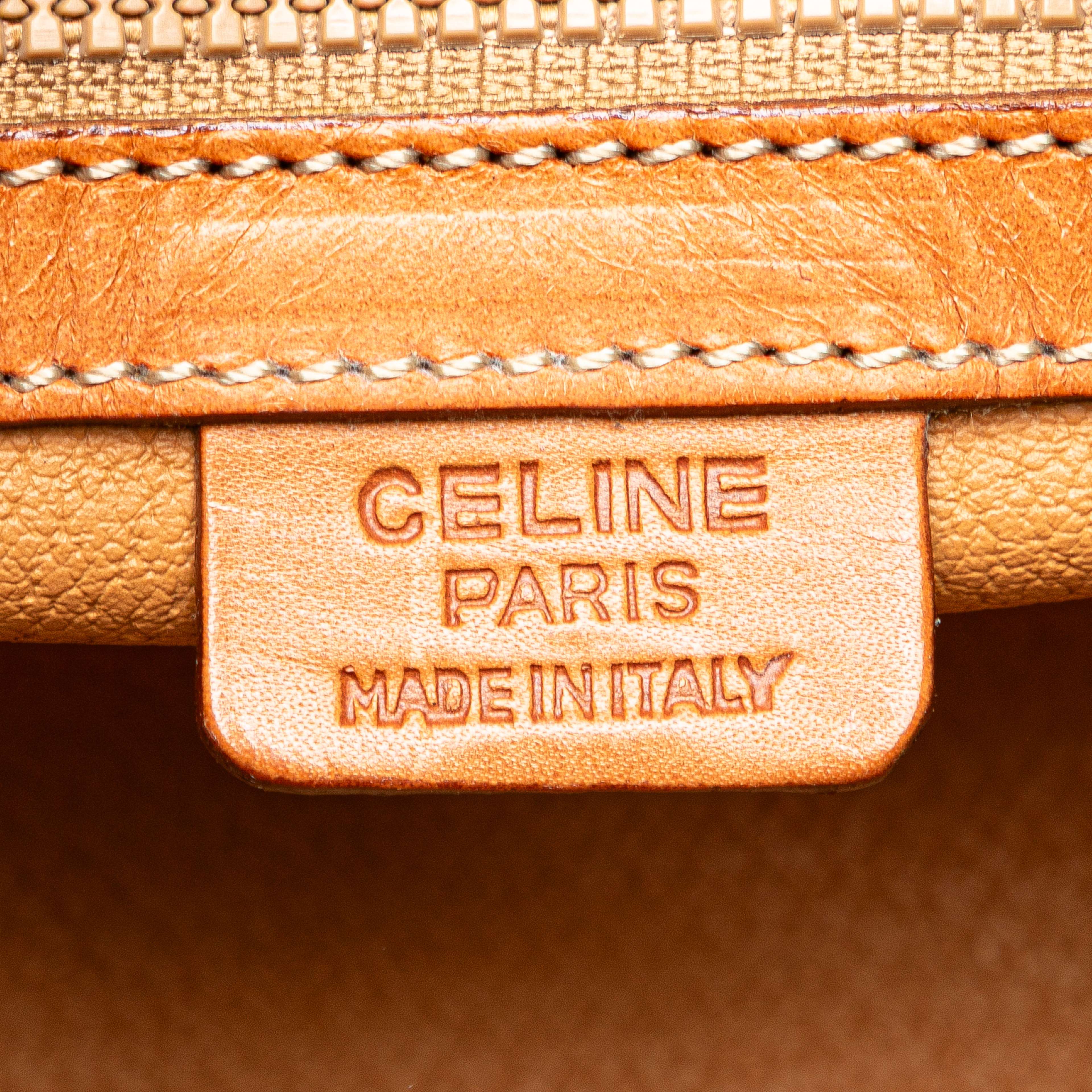 Celine Macadam Coated Canvas Handbag, från Luxclusif, i färgen brown. Klicka för att öppna bilden i stort format
