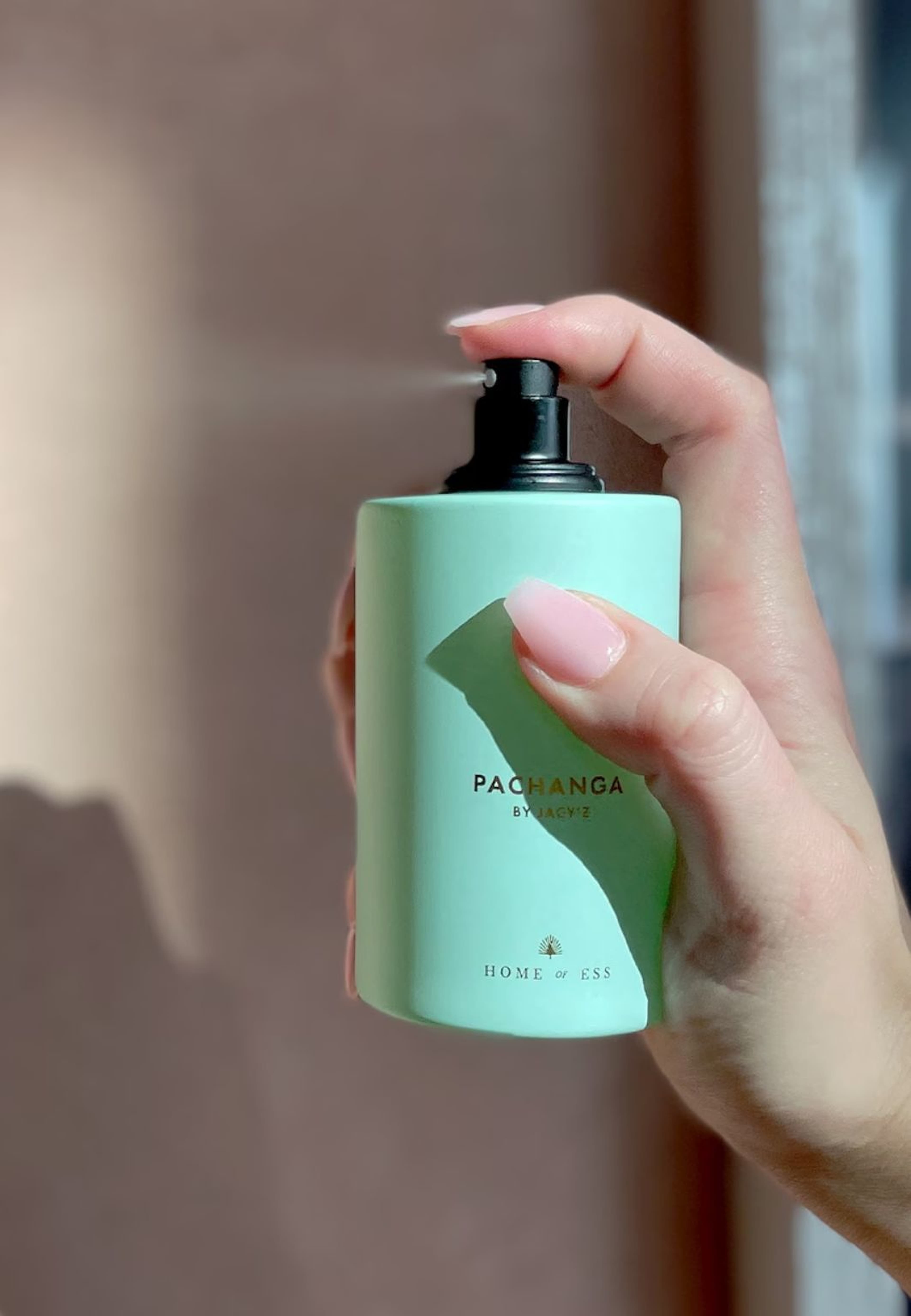 Pachanga By Jacyz - Rumspray, från Home of ESS, i färgen blue. Klicka för att öppna bilden i stort format