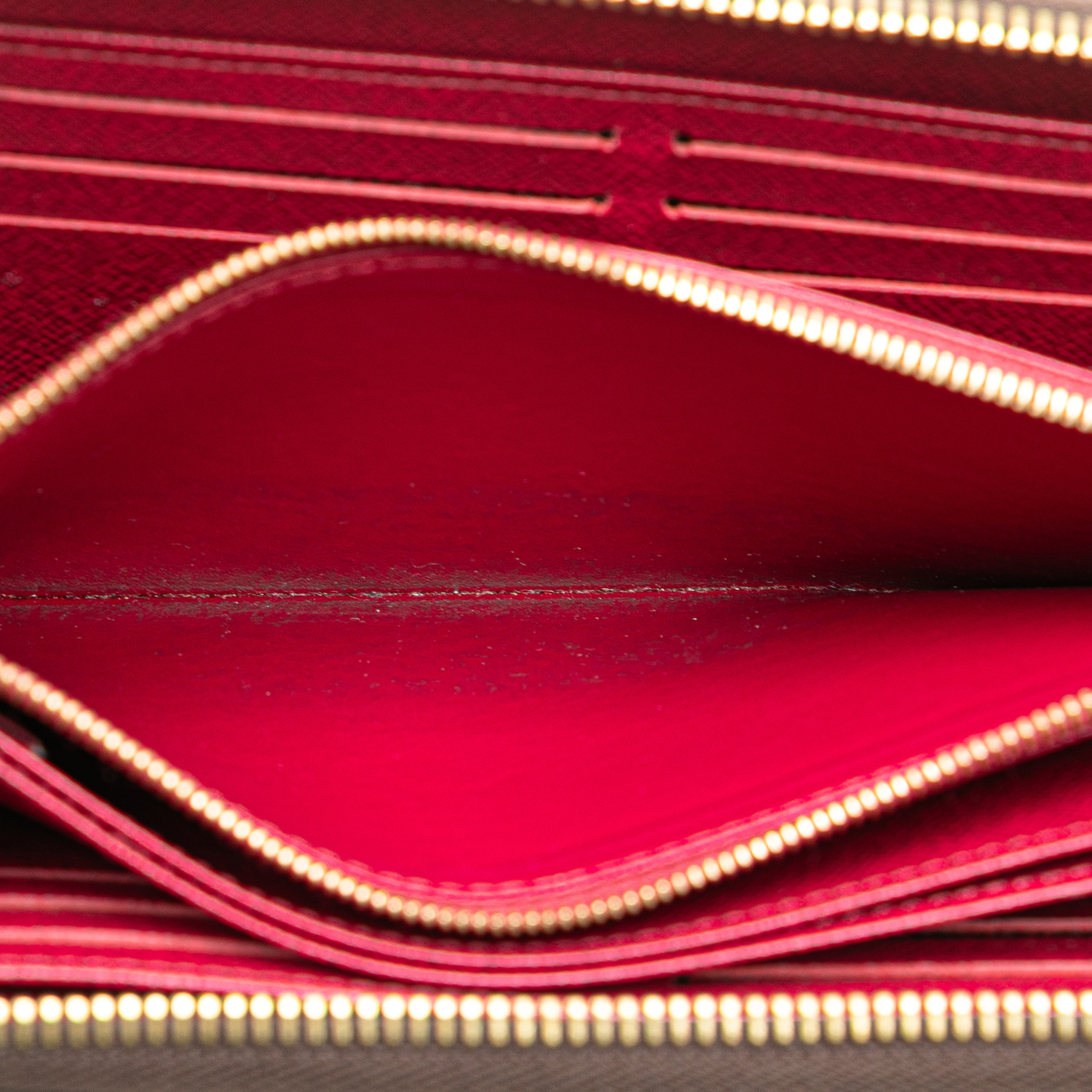 Louis Vuitton Monogram Zippy Wallet
