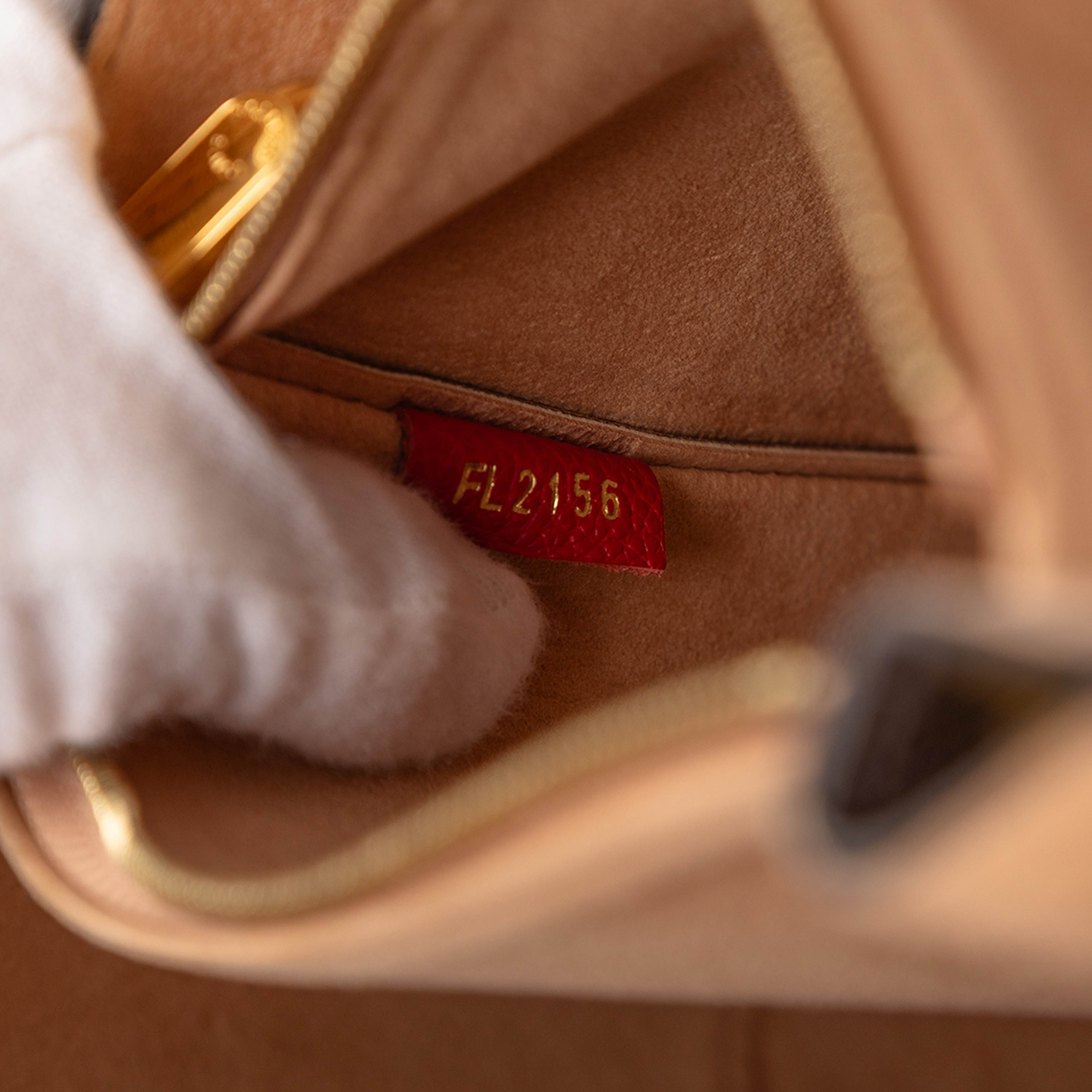 Louis Vuitton Monogram Flandrin, från Luxclusif, i färgen brown. Klicka för att öppna bilden i stort format