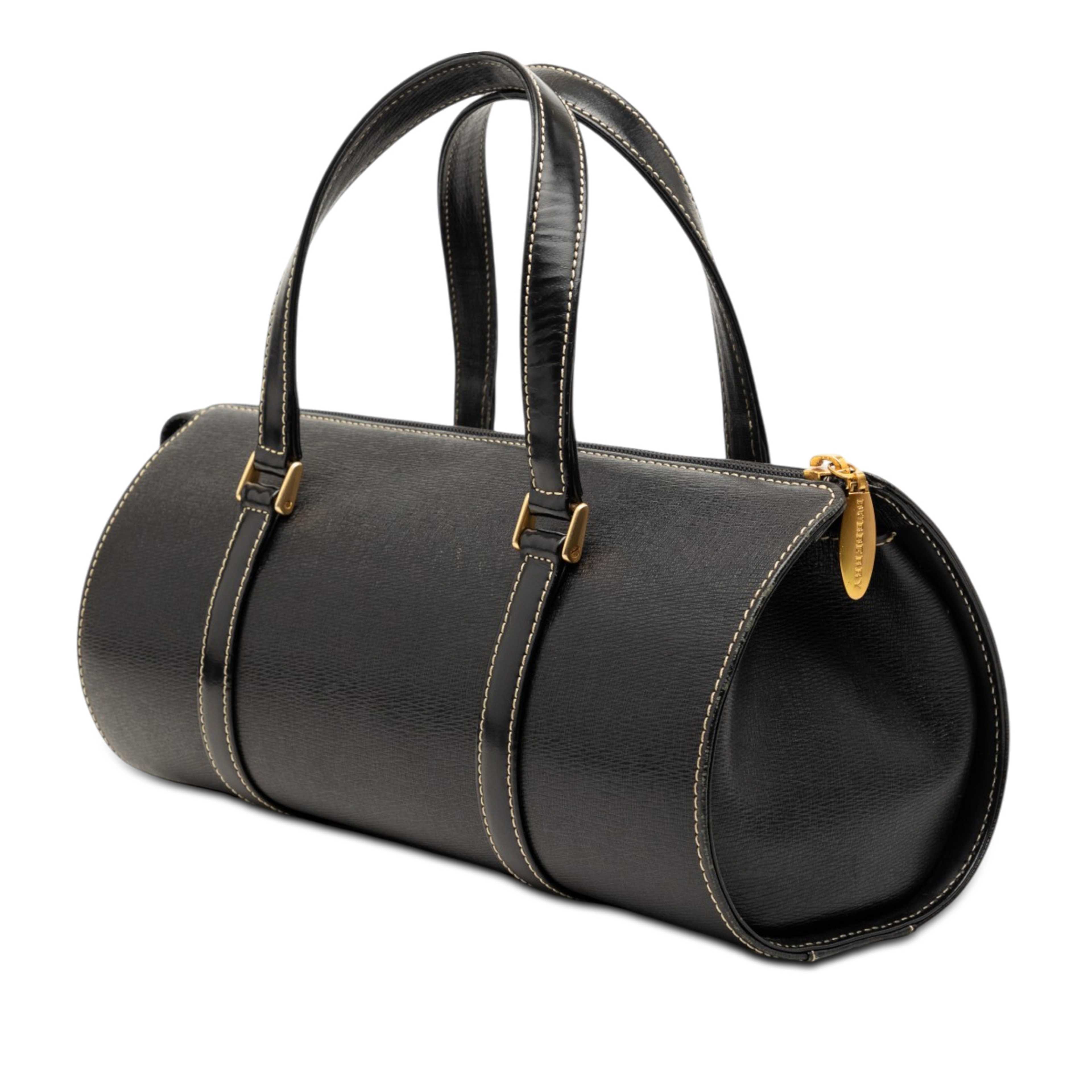 Burberry Leather Handbag, från Luxclusif, i färgen svart. Klicka för att öppna bilden i stort format