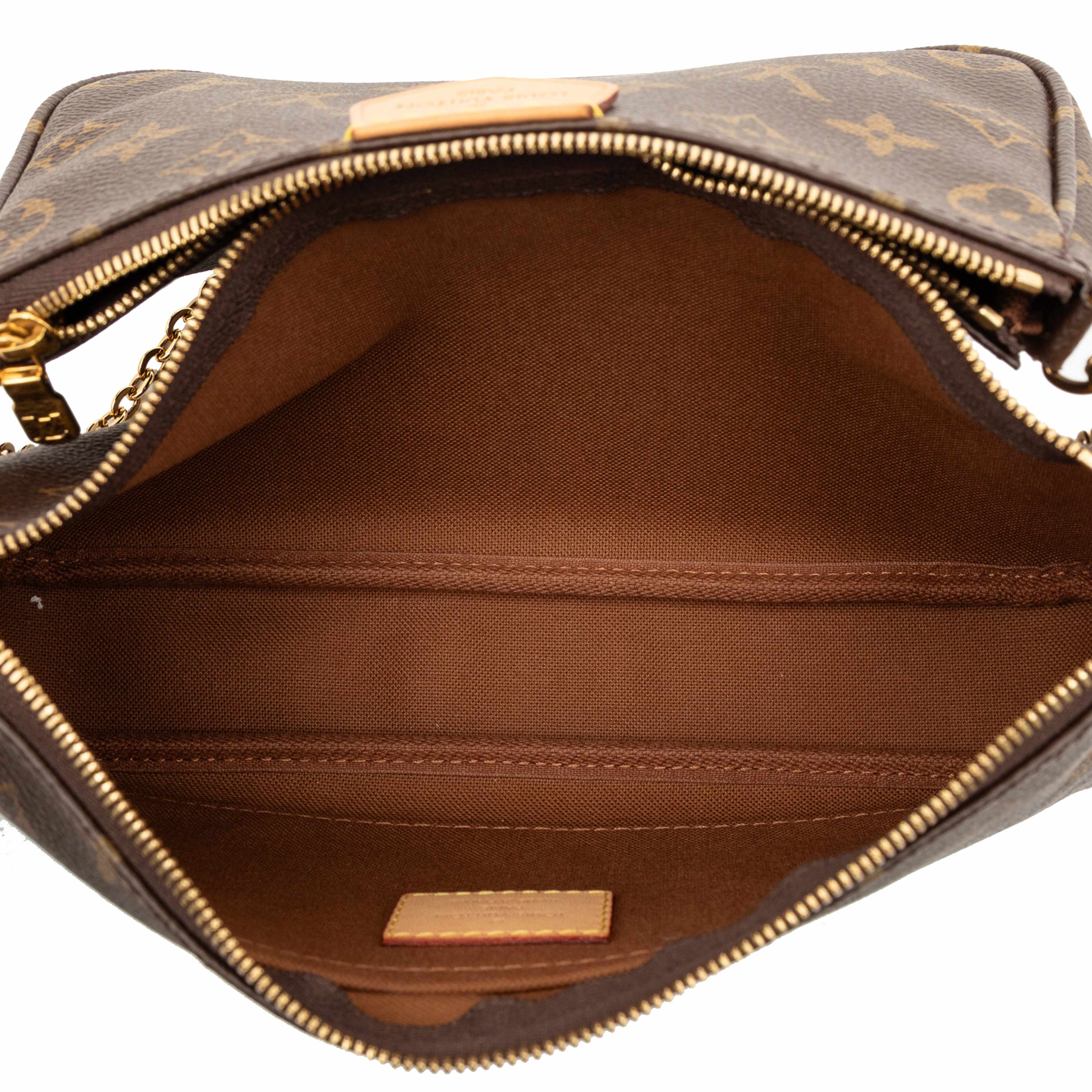 Louis Vuitton Monogram Multi Pochette Accessoires, från Luxclusif, i färgen brown. Klicka för att öppna bilden i stort format