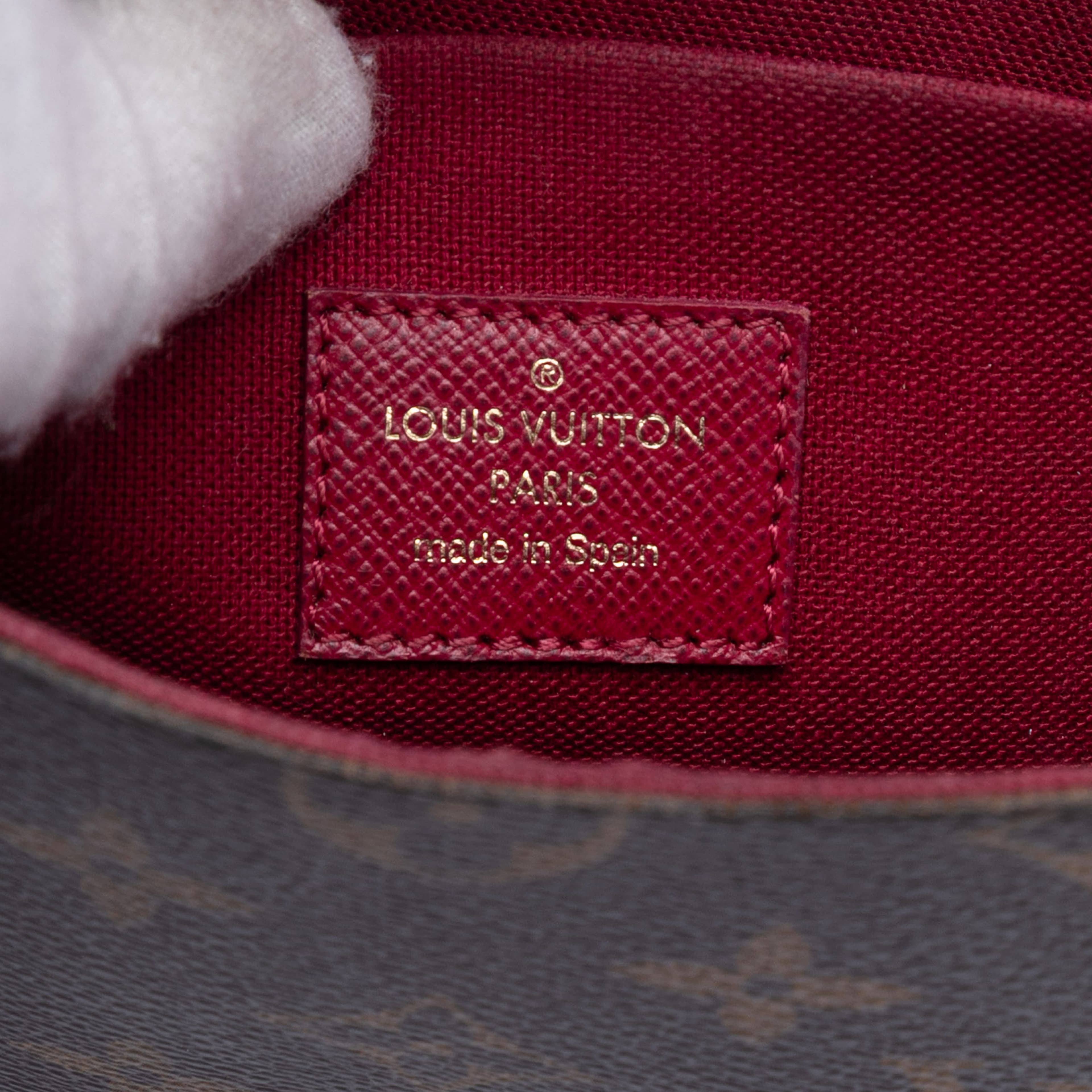 Louis Vuitton Monogram Pochette Felicie, från Luxclusif, i färgen brown. Klicka för att öppna bilden i stort format