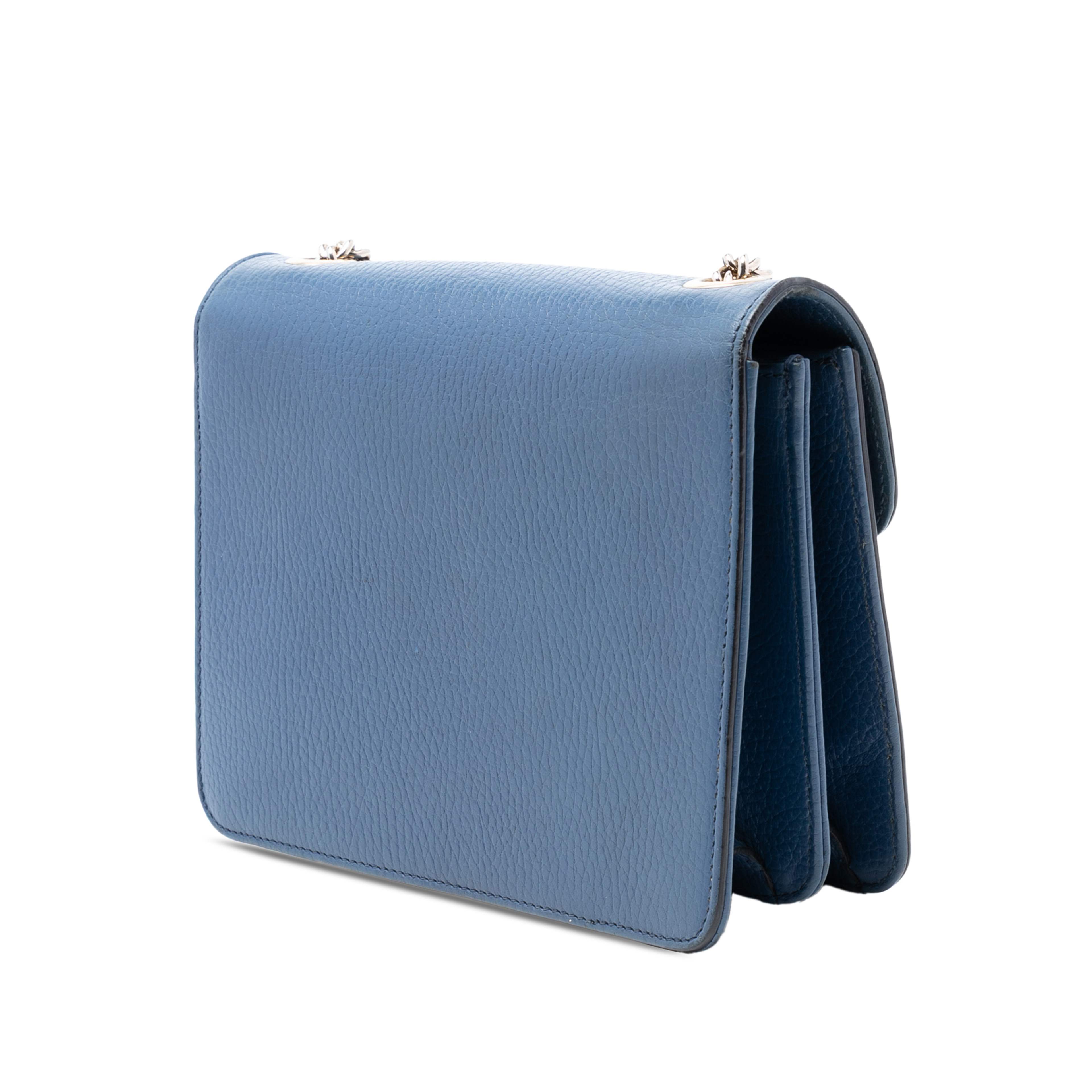 Gucci Small Dollar Calfskin Interlocking G Crossbody, från Luxclusif, i färgen blå. Klicka för att öppna bilden i stort format