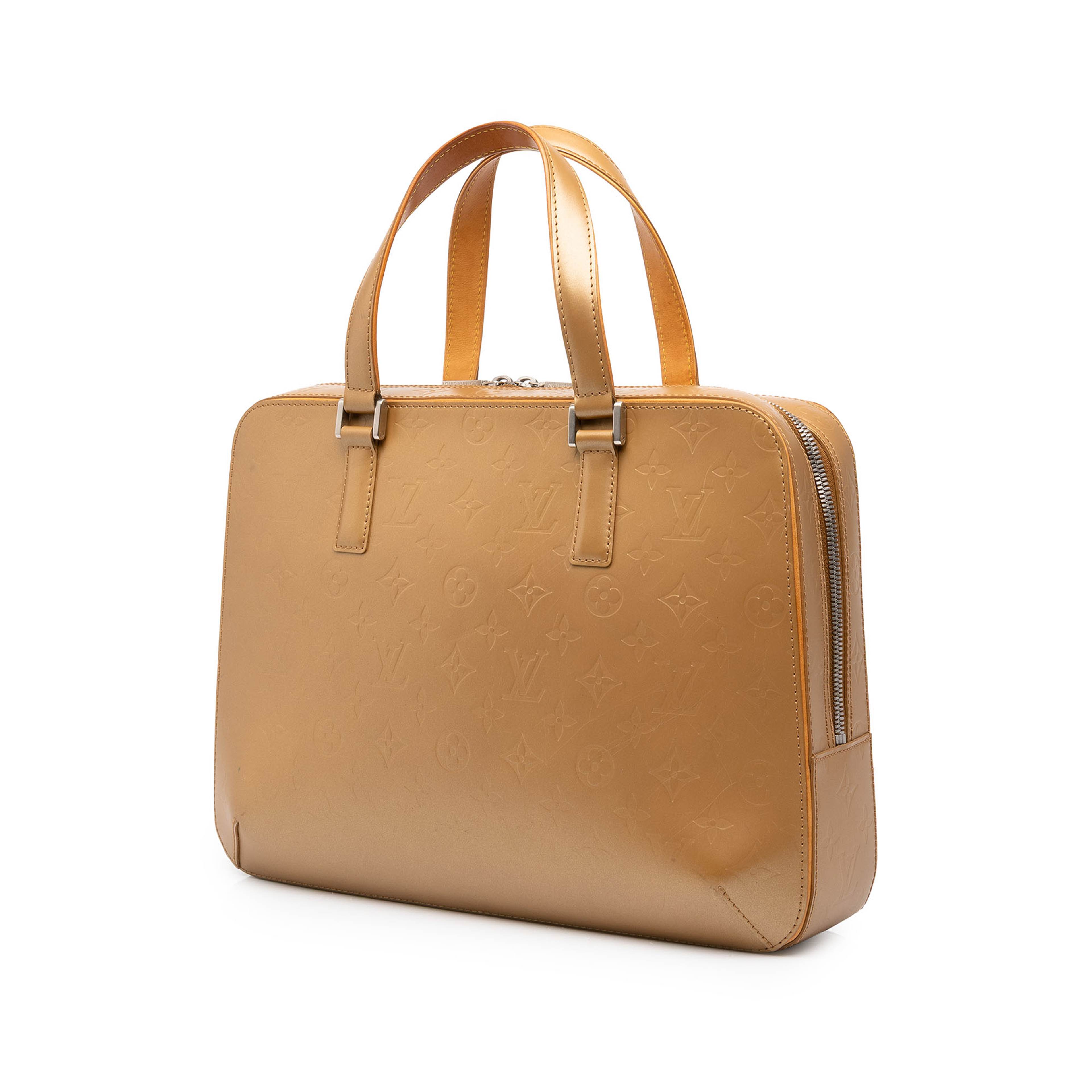 Louis Vuitton Monogram Mat Malden, från Luxclusif, i färgen brun. Klicka för att öppna bilden i stort format