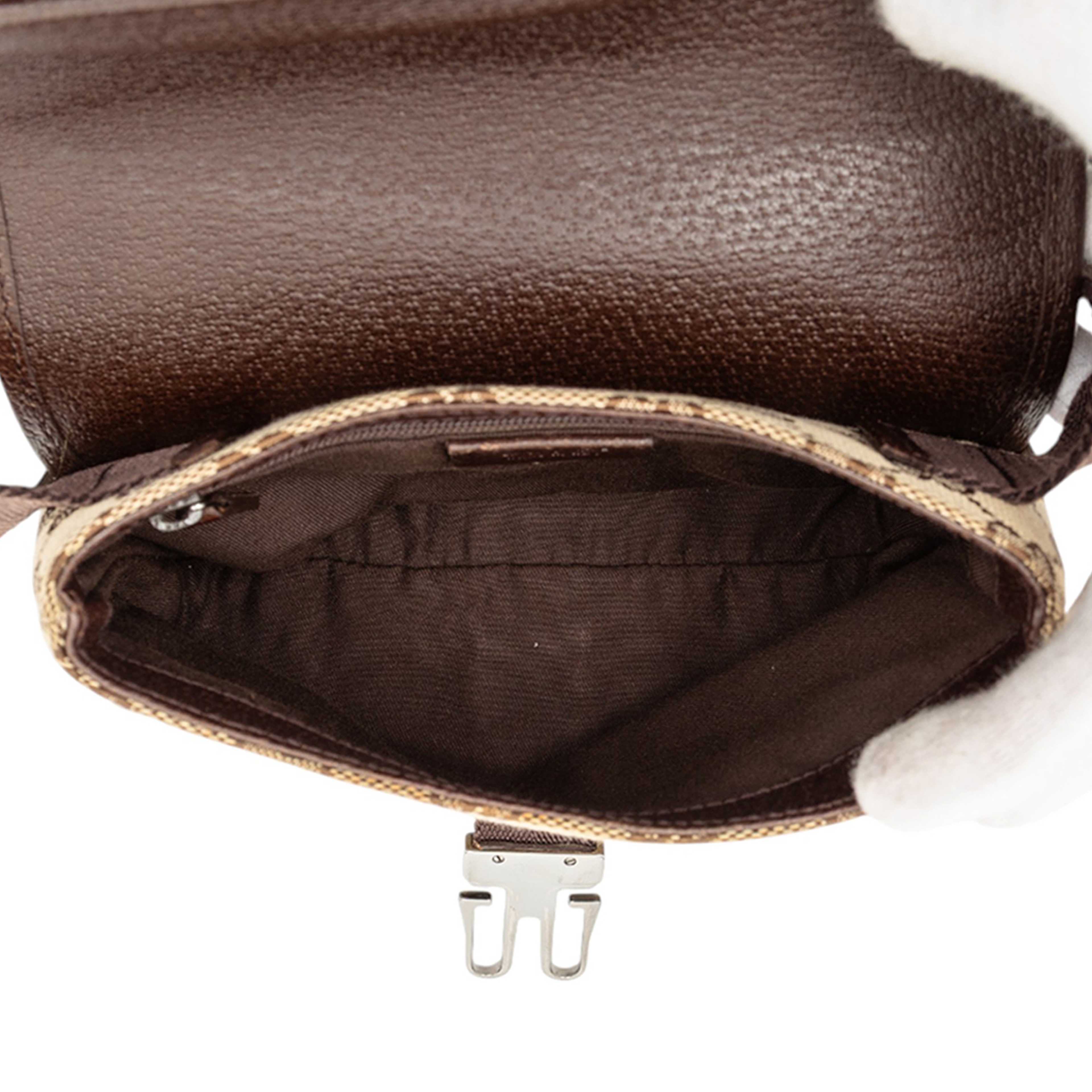 Gucci Gg Canvas Belt Bag, från Luxclusif, i färgen brown. Klicka för att öppna bilden i stort format