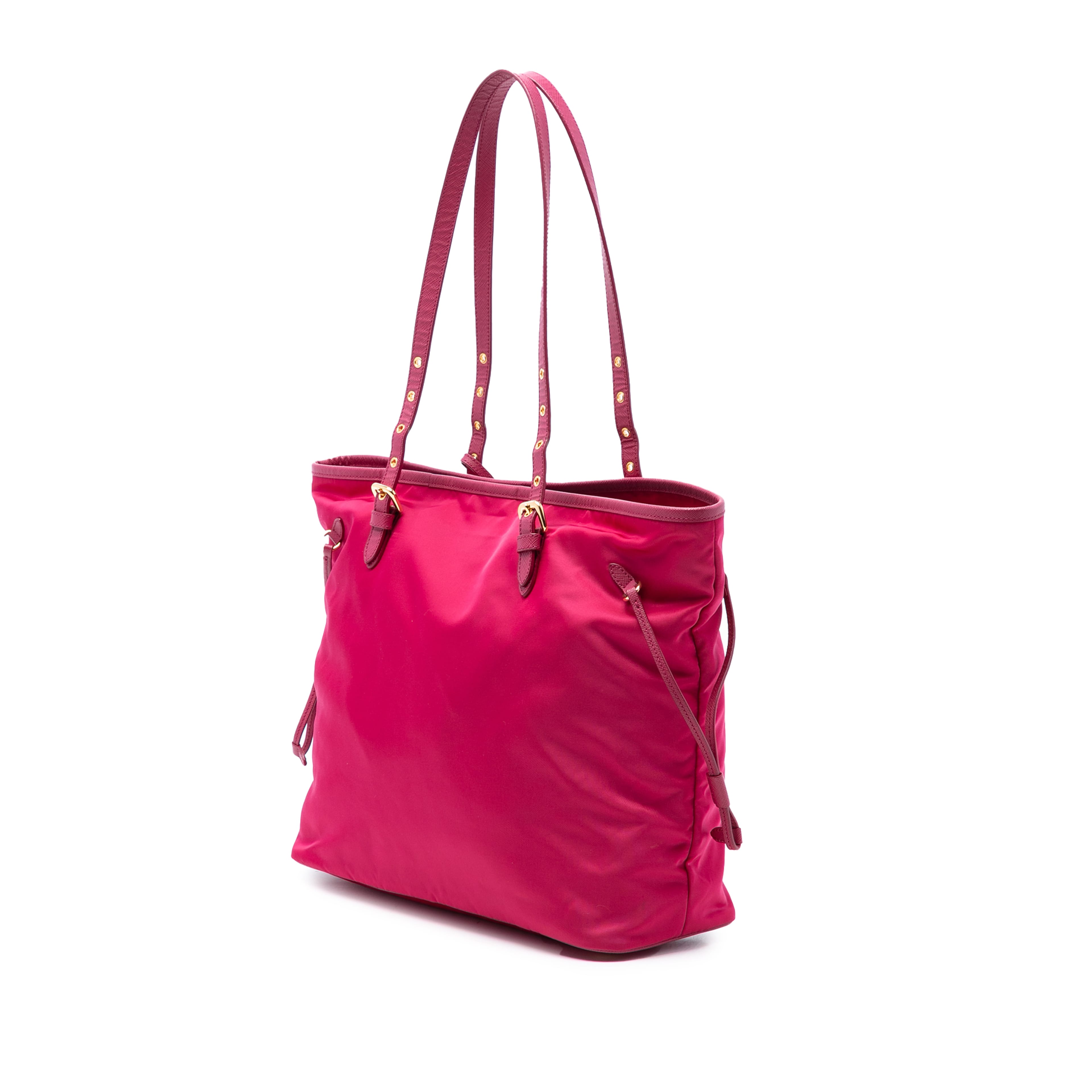 Prada Saffiano Trimmed Tessuto Tote, från Luxclusif, i färgen dark pink. Klicka för att öppna bilden i stort format