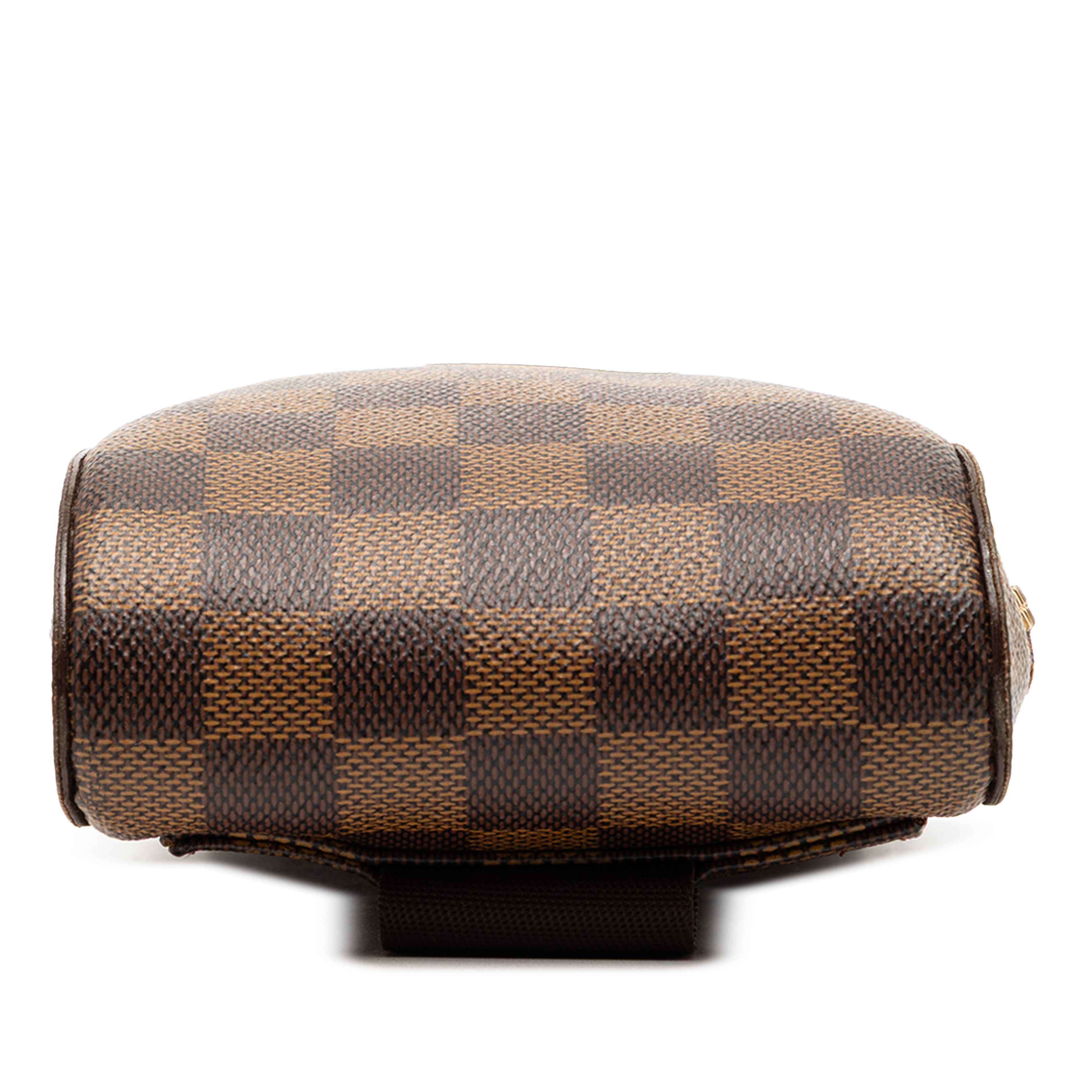 Louis Vuitton Damier Ebene Geronimos, från Luxclusif, i färgen brown. Klicka för att öppna bilden i stort format