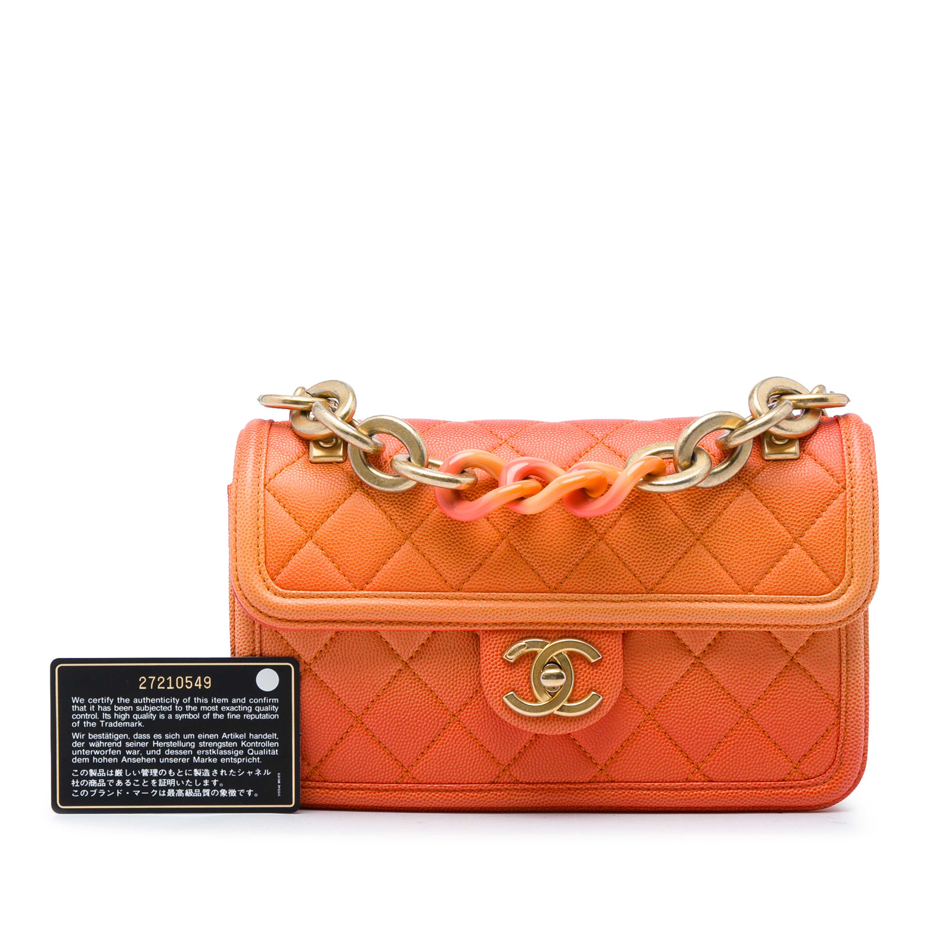 Chanel Small Quilted Caviar Sunset On The Sea Flap, från Luxclusif, i färgen orange. Klicka för att öppna bilden i stort format