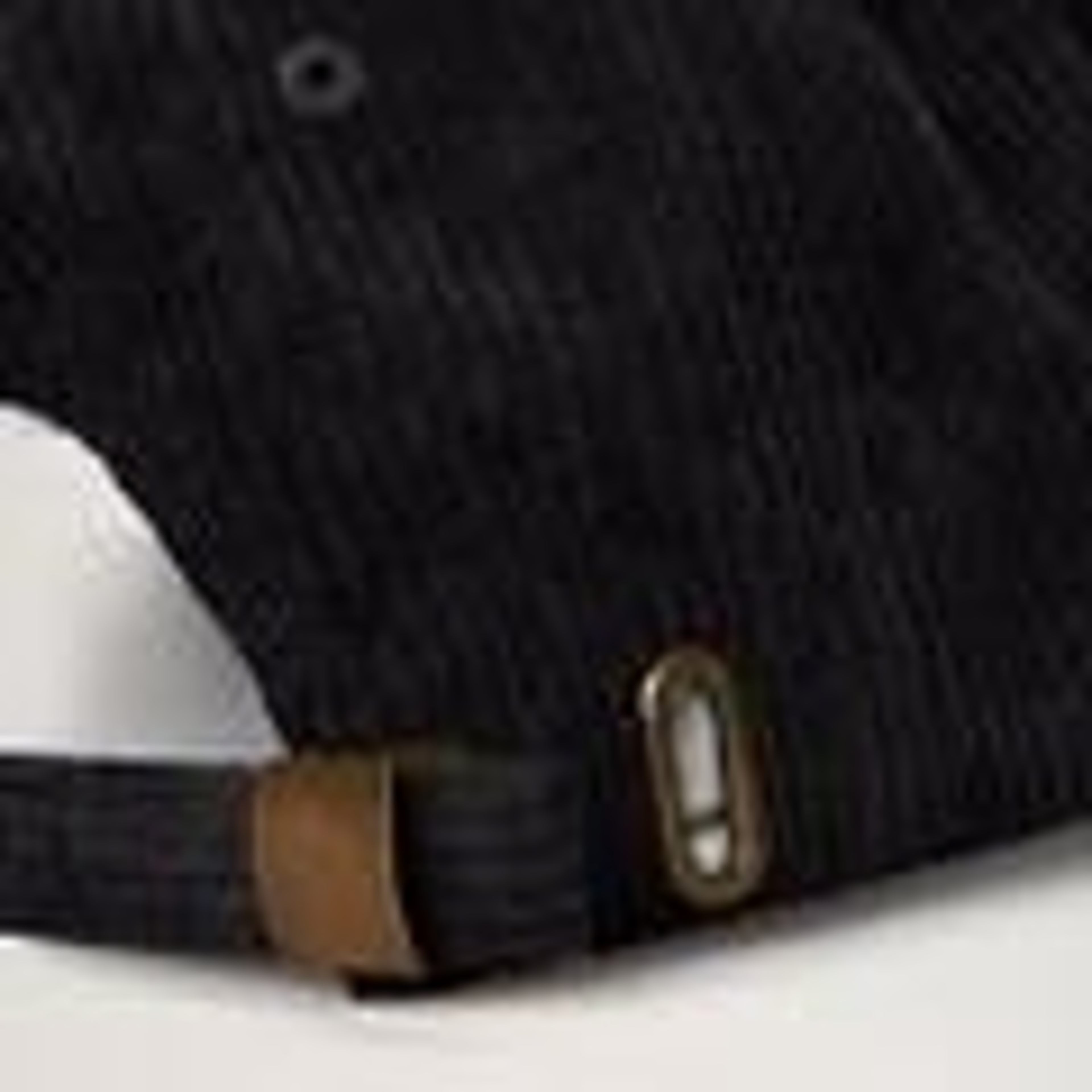 Baseball Cap Manchester - Vuxen, från BabyMocs, i färgen greige. Klicka för att öppna bilden i stort format