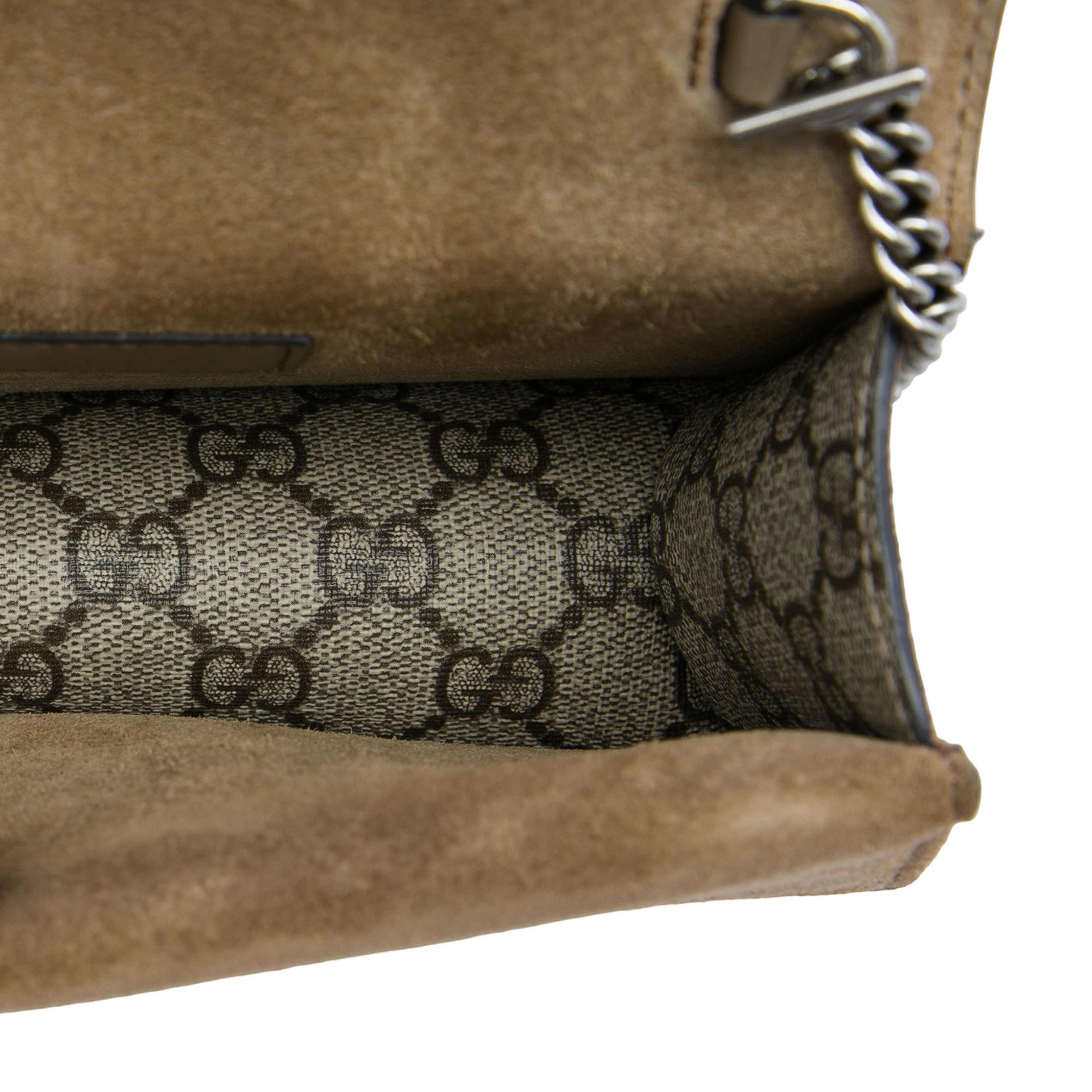 Gucci Mini Gg Supreme Dionysus Satchel, från Luxclusif, i färgen beige. Klicka för att öppna bilden i stort format