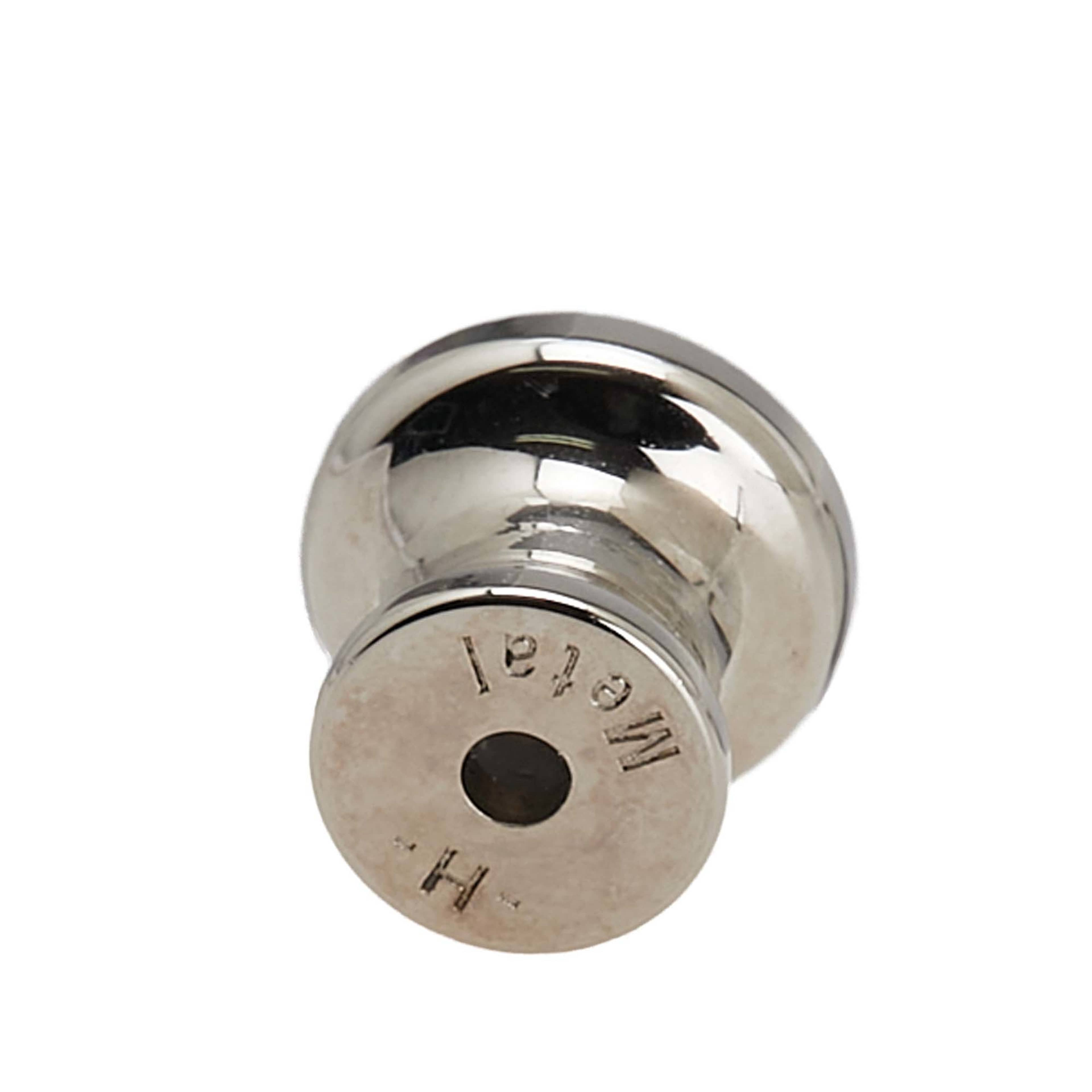 Hermès Palladium Plated Buffalo Horn And Lacquered Wood Isthme Earrings, från Luxclusif, i färgen pink. Klicka för att öppna bilden i stort format